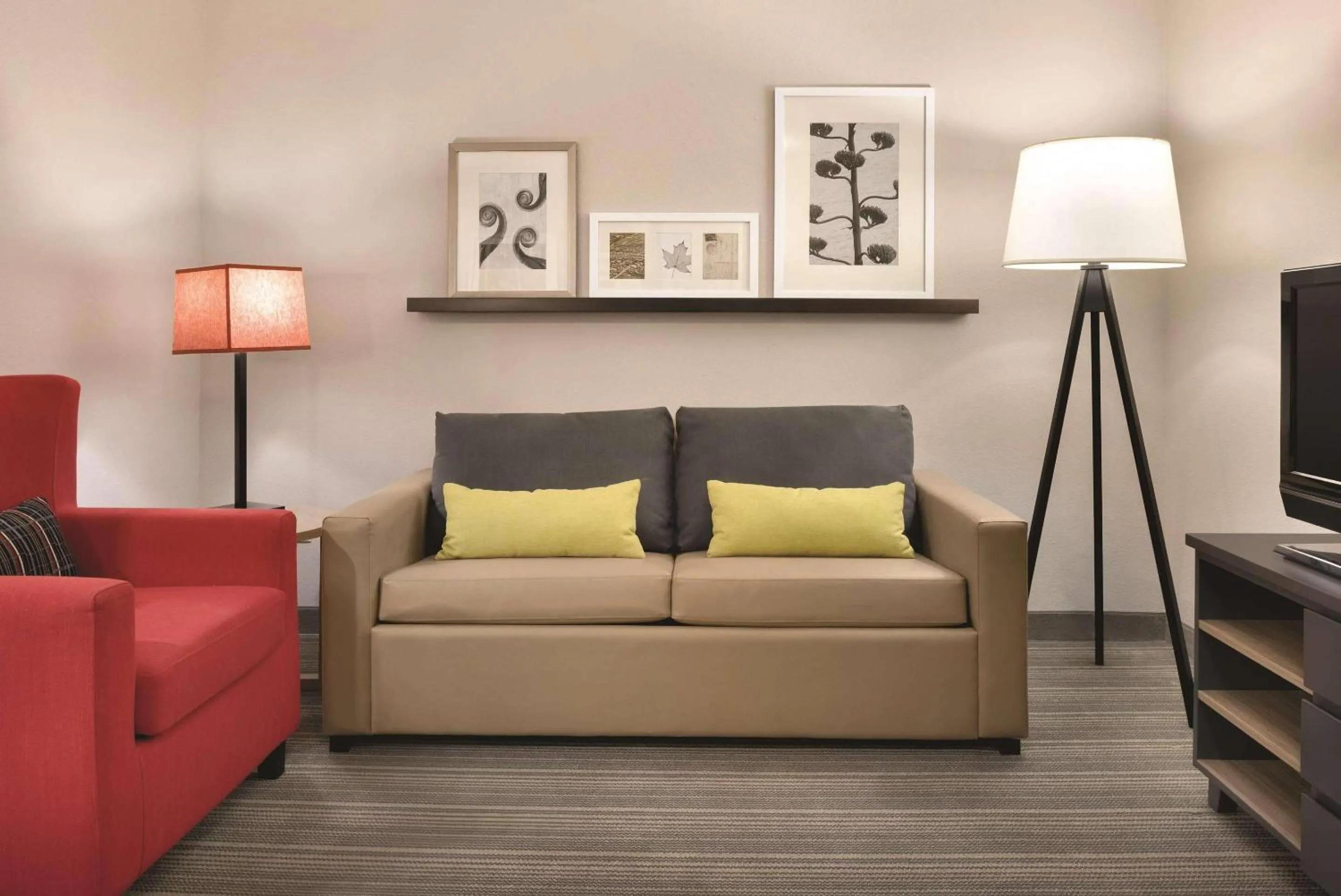 Bedroom in Country Inn & Suites by Radisson, Merrillville, IN