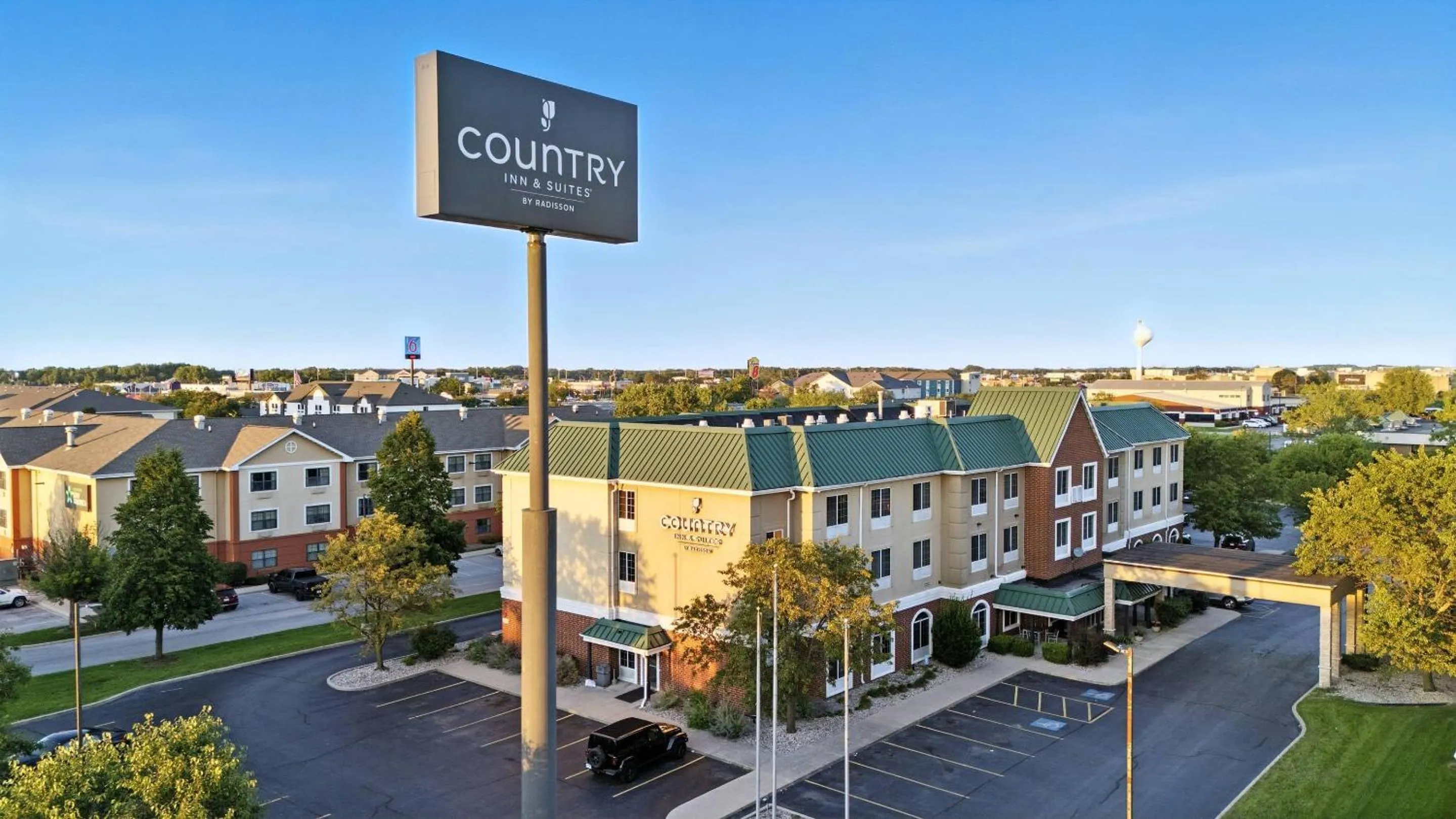 Property building in Country Inn & Suites by Radisson, Merrillville, IN