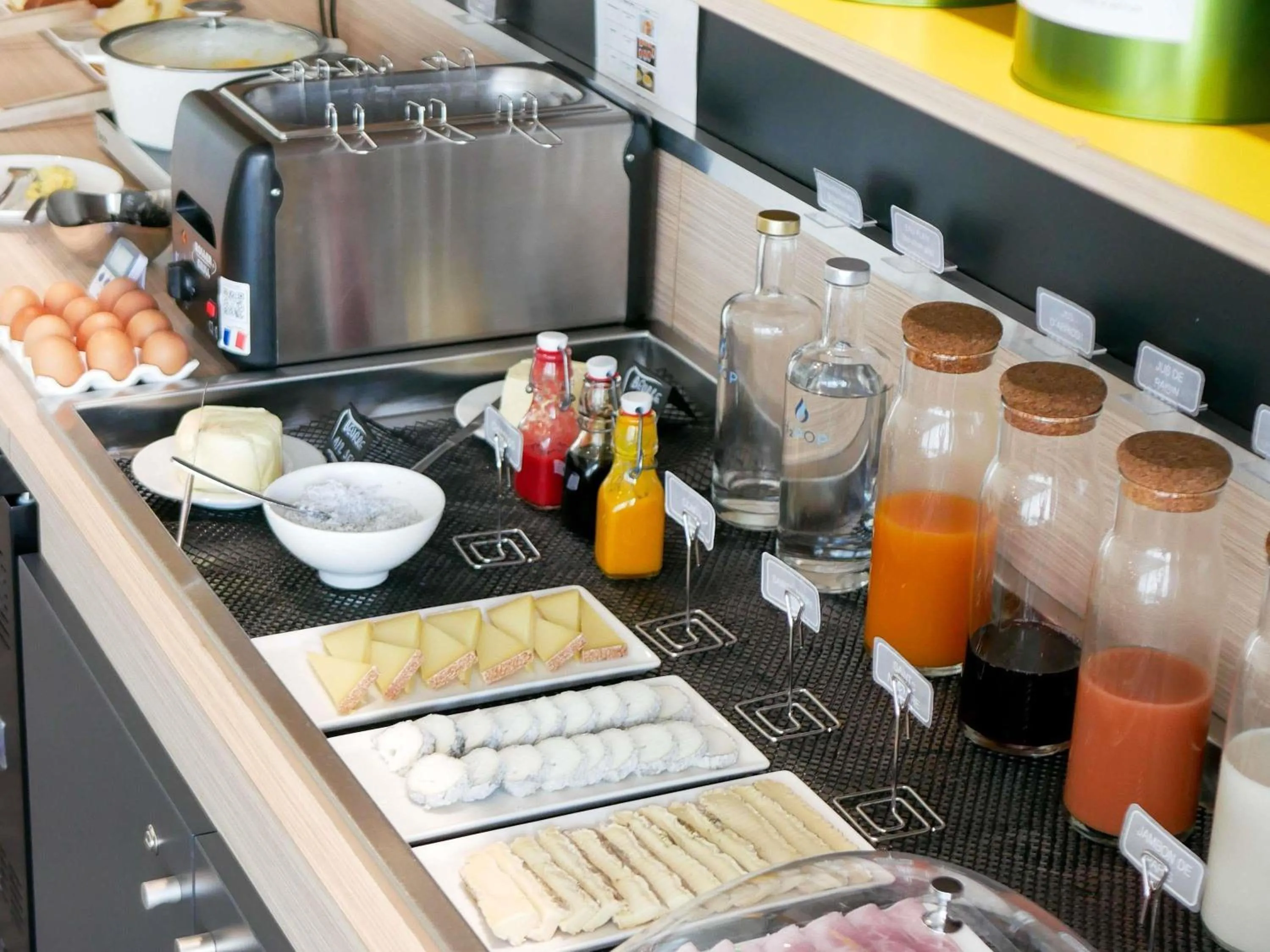 Breakfast in ibis Styles Poitiers Nord