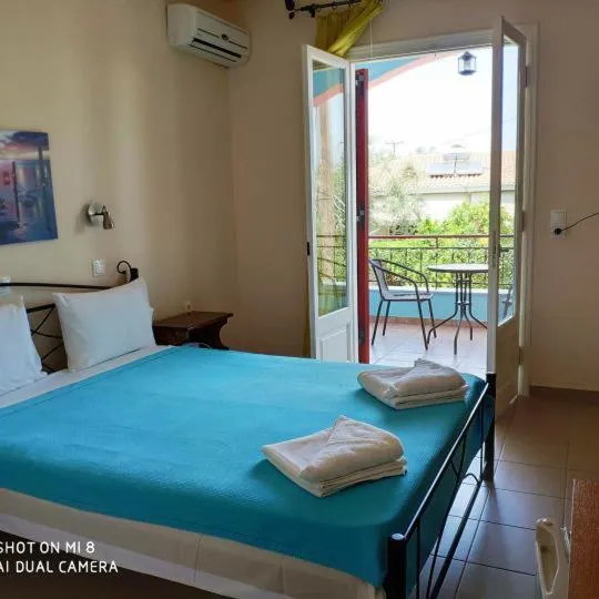 Bedroom, Bed in Araxovoli Studios - Aραξοβόλι Lefkada