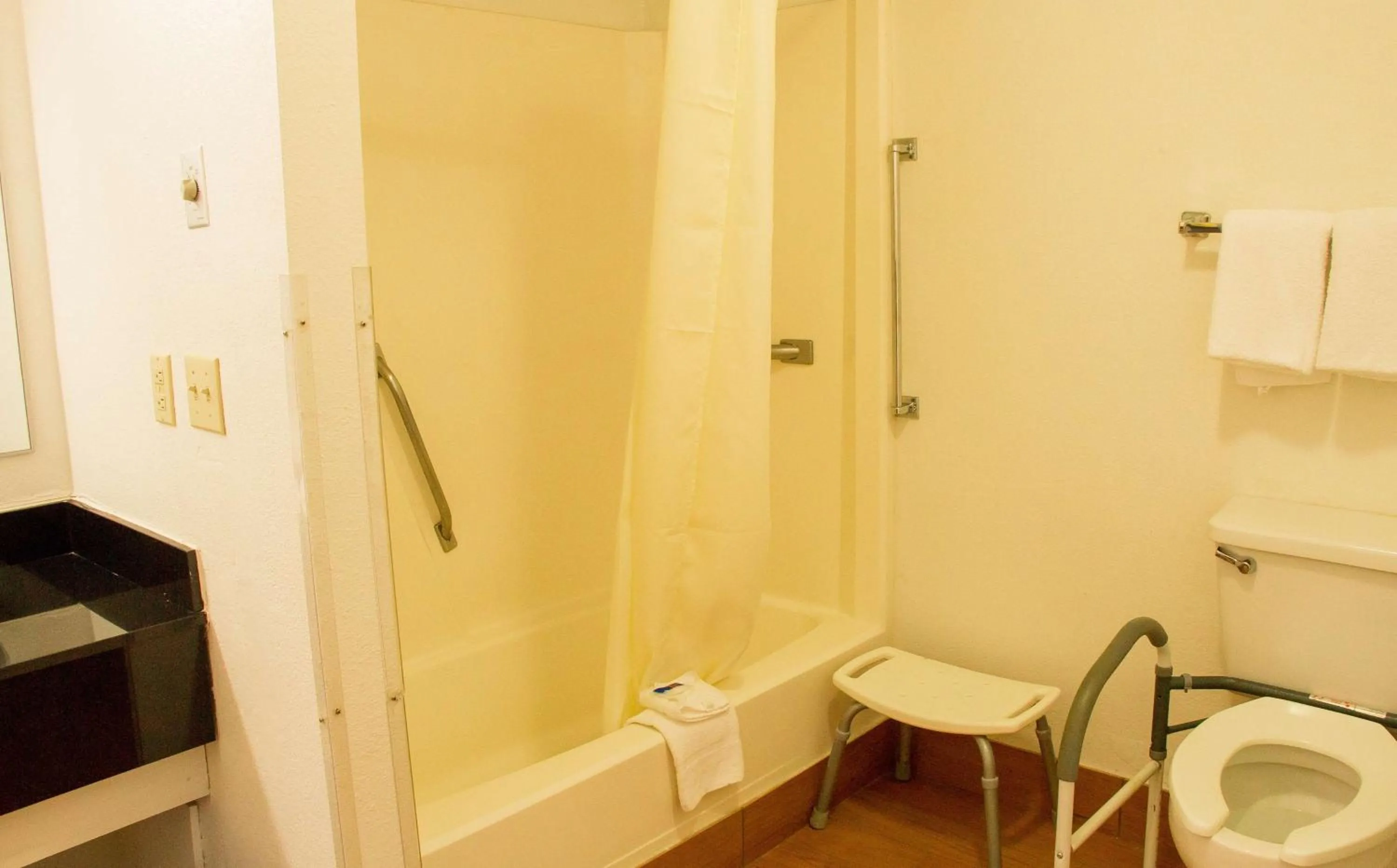 Toilet in Motel 6-Cookeville, TN