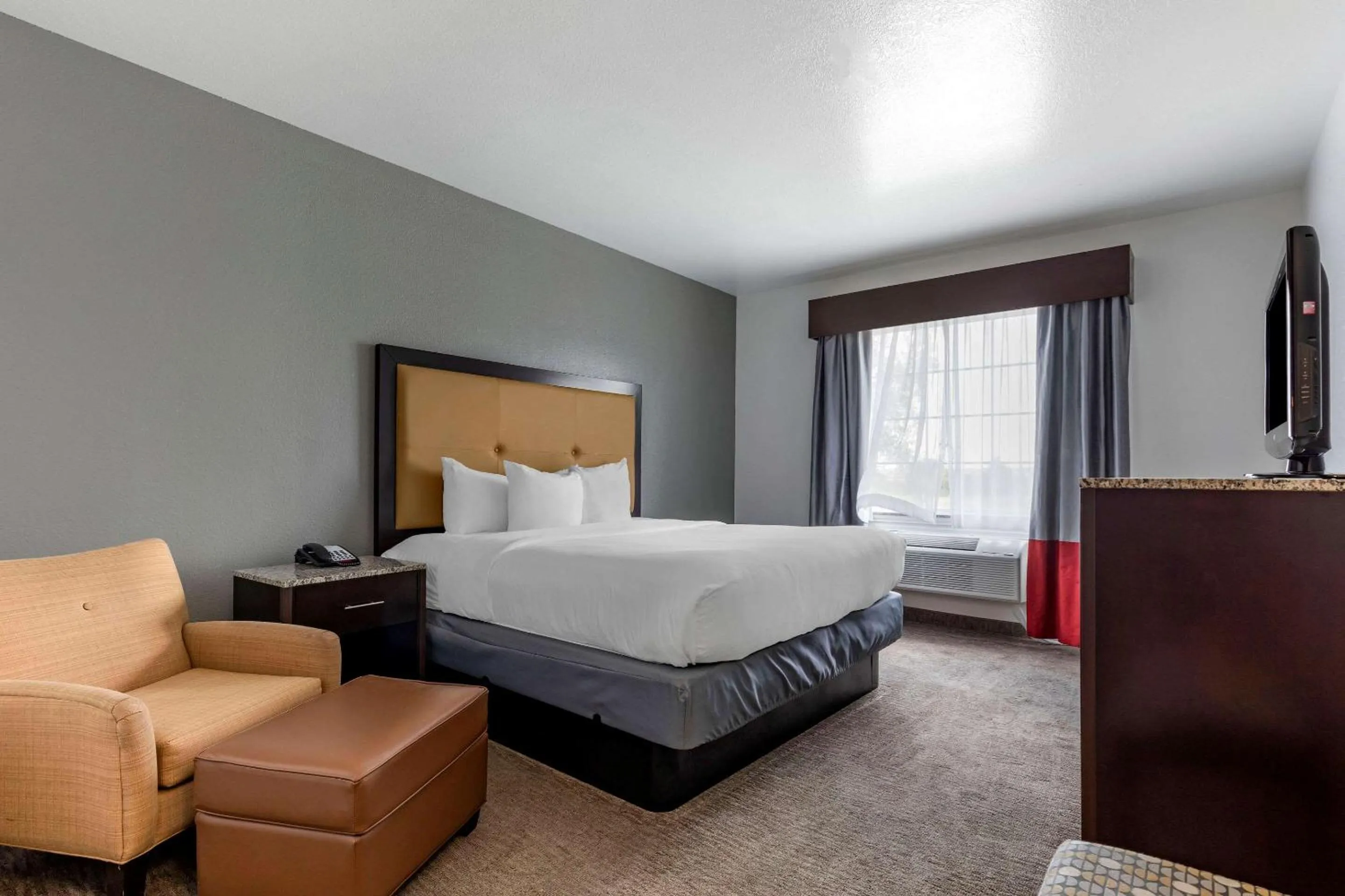 Bedroom, Bed in Comfort Inn & Suites Gatesville