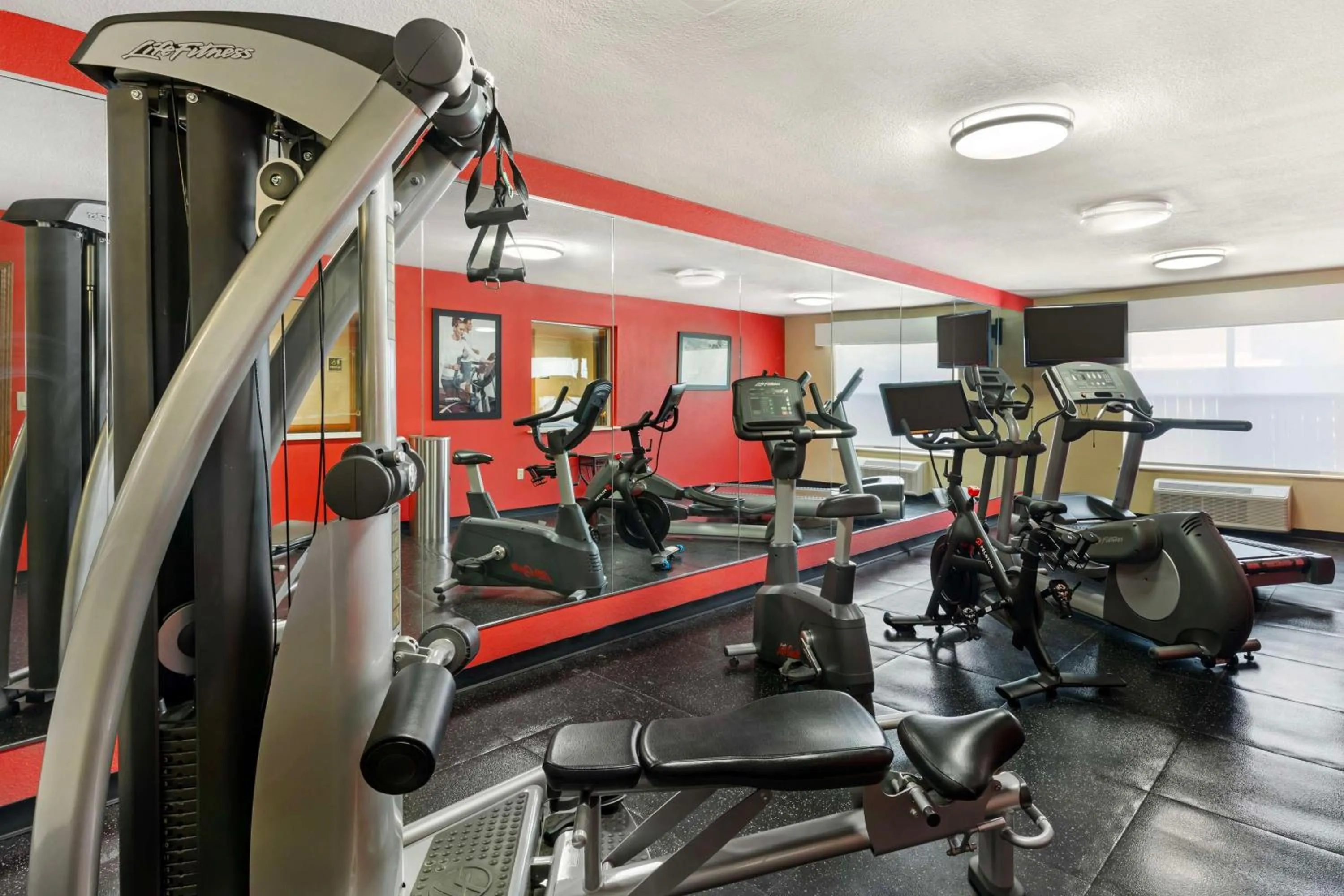 Fitness centre/facilities in Best Western Plus Waco North