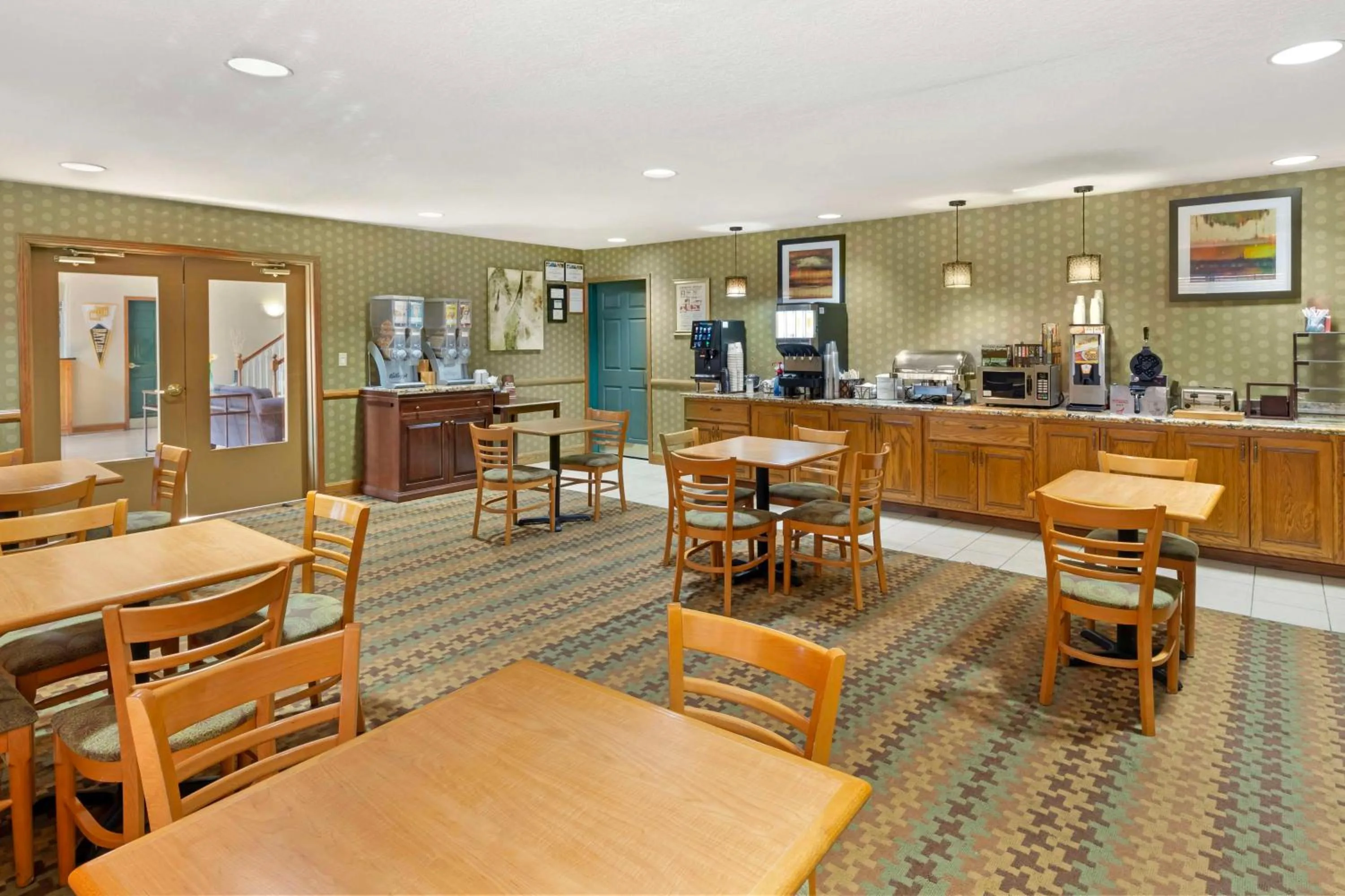 Breakfast in Best Western Plus Waco North