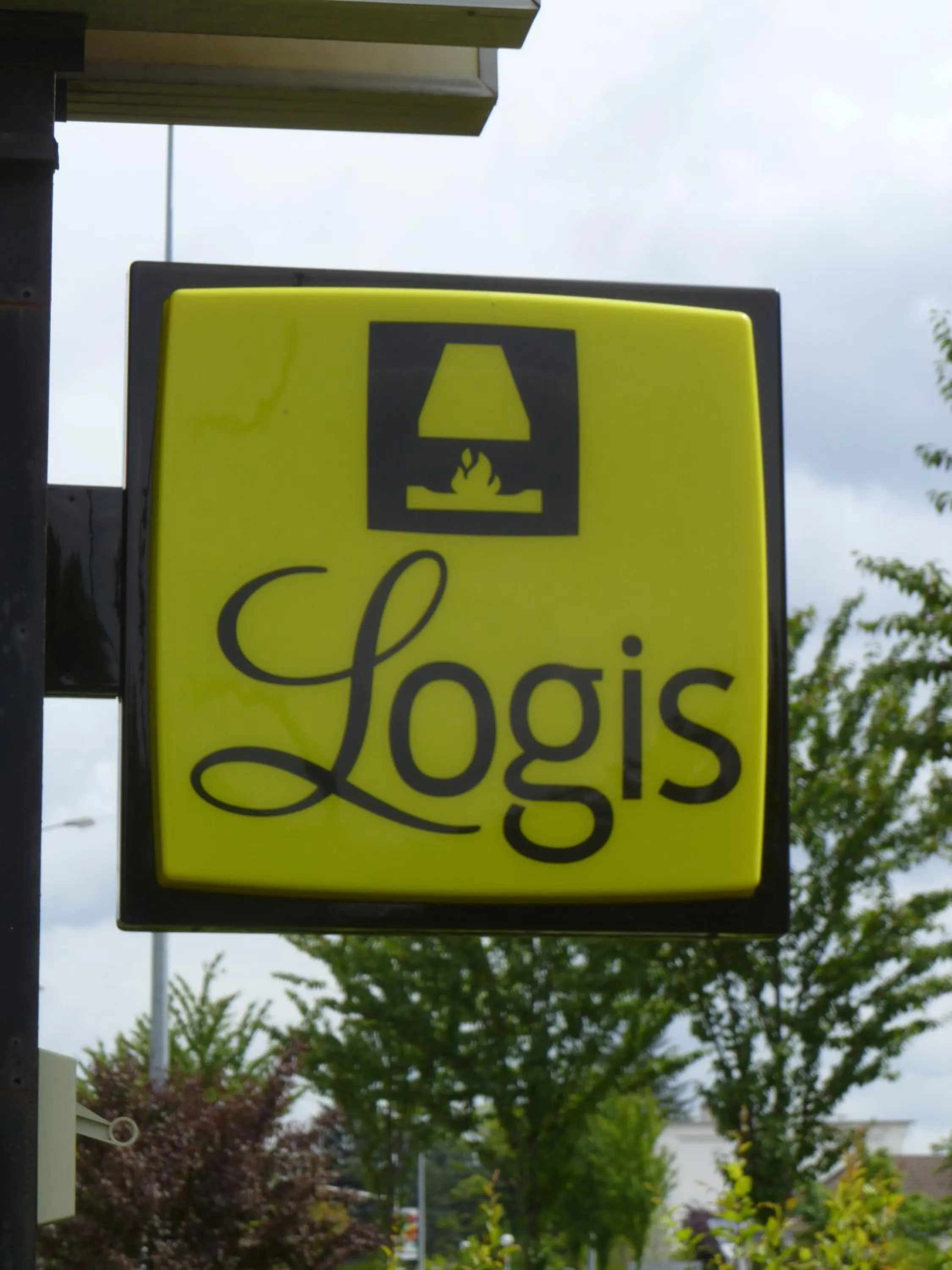 Decorative detail in Hotel Restaurant Les Pins logis