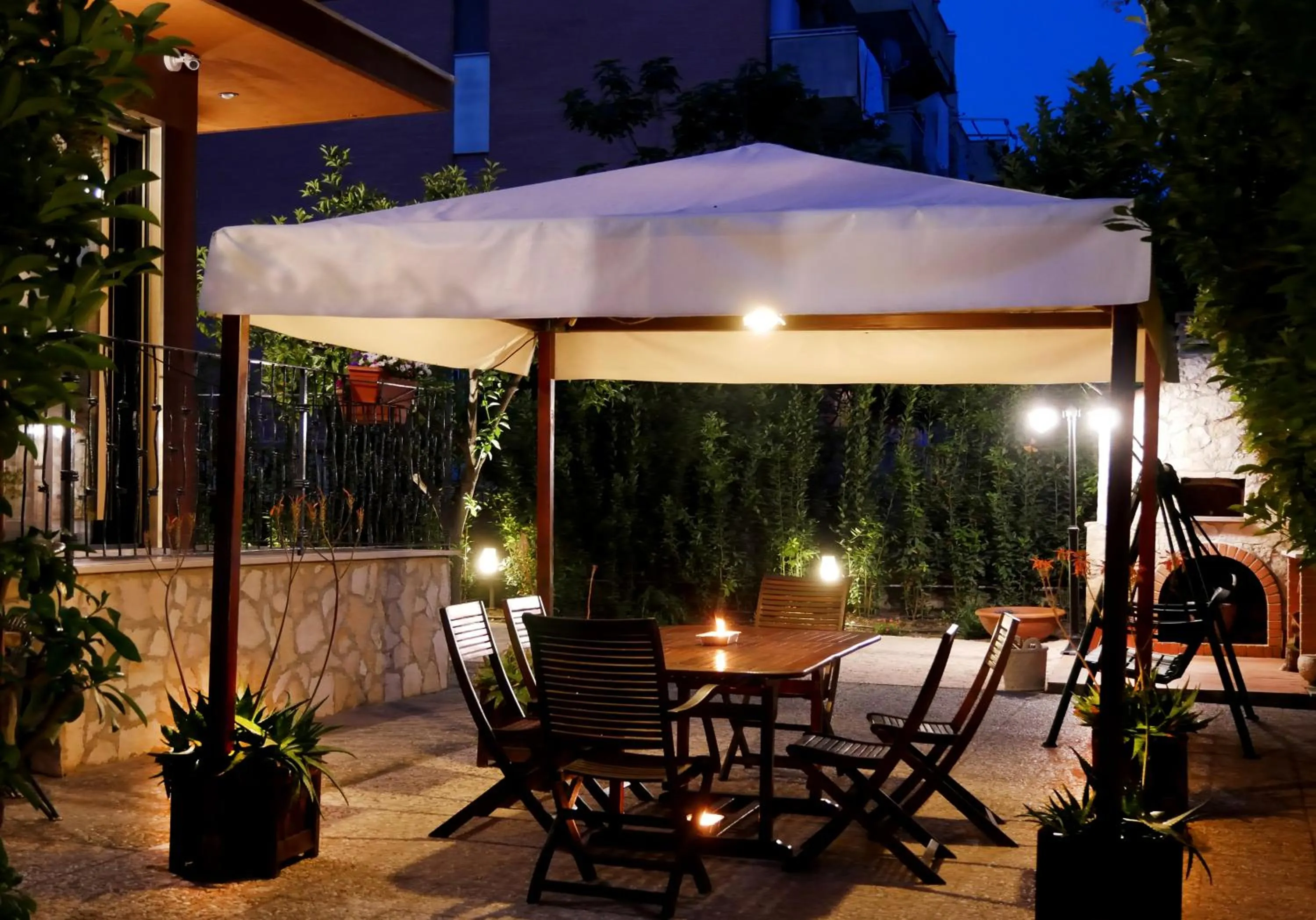 Garden in Villa Borghese B&B