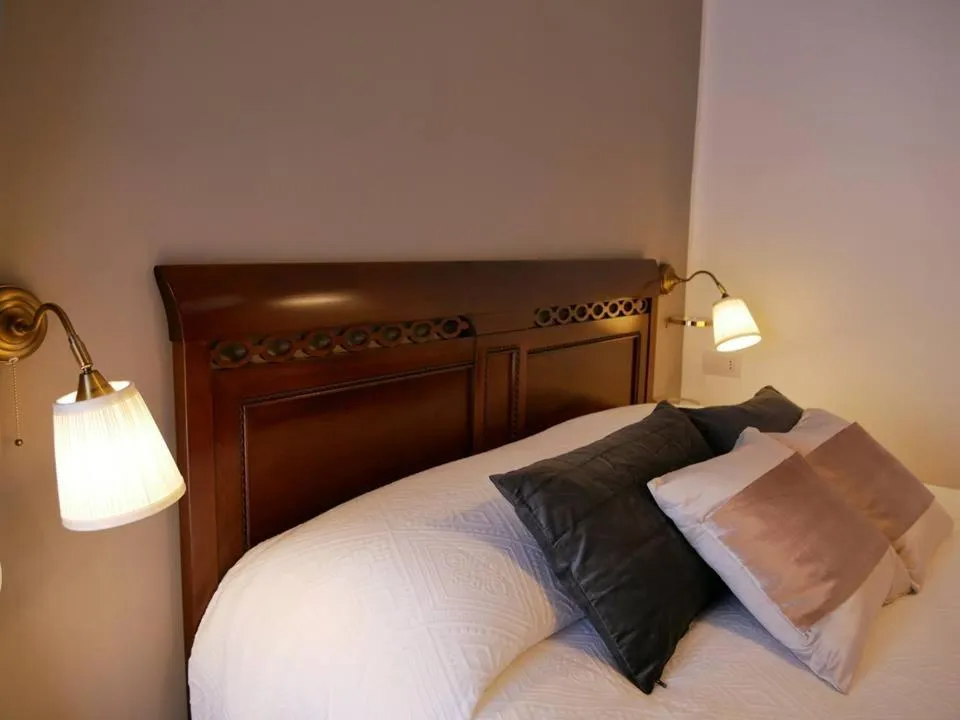 Photo of the whole room in Villa Borghese B&B