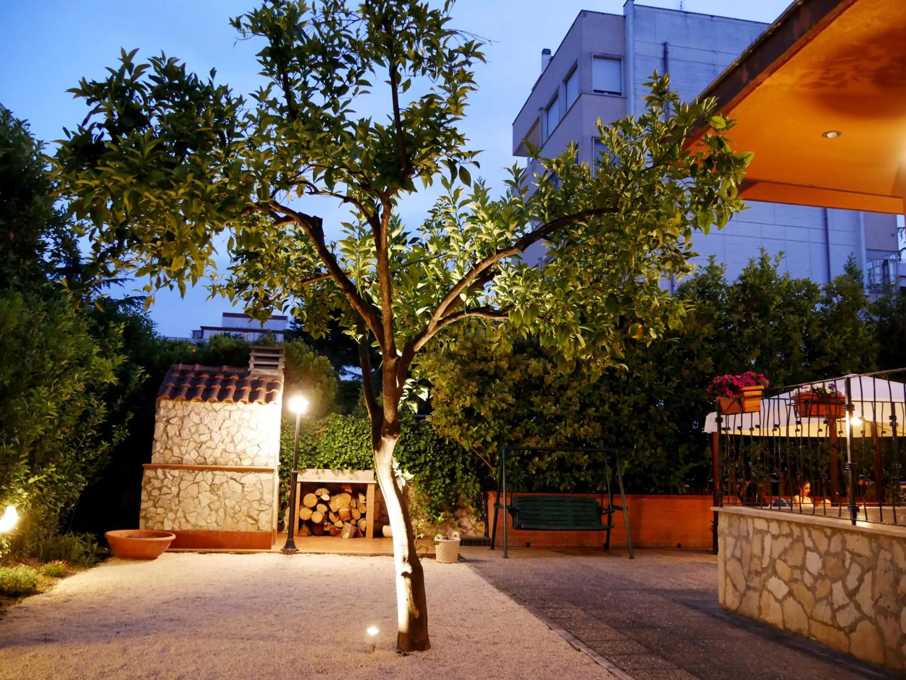 Garden in Villa Borghese B&B