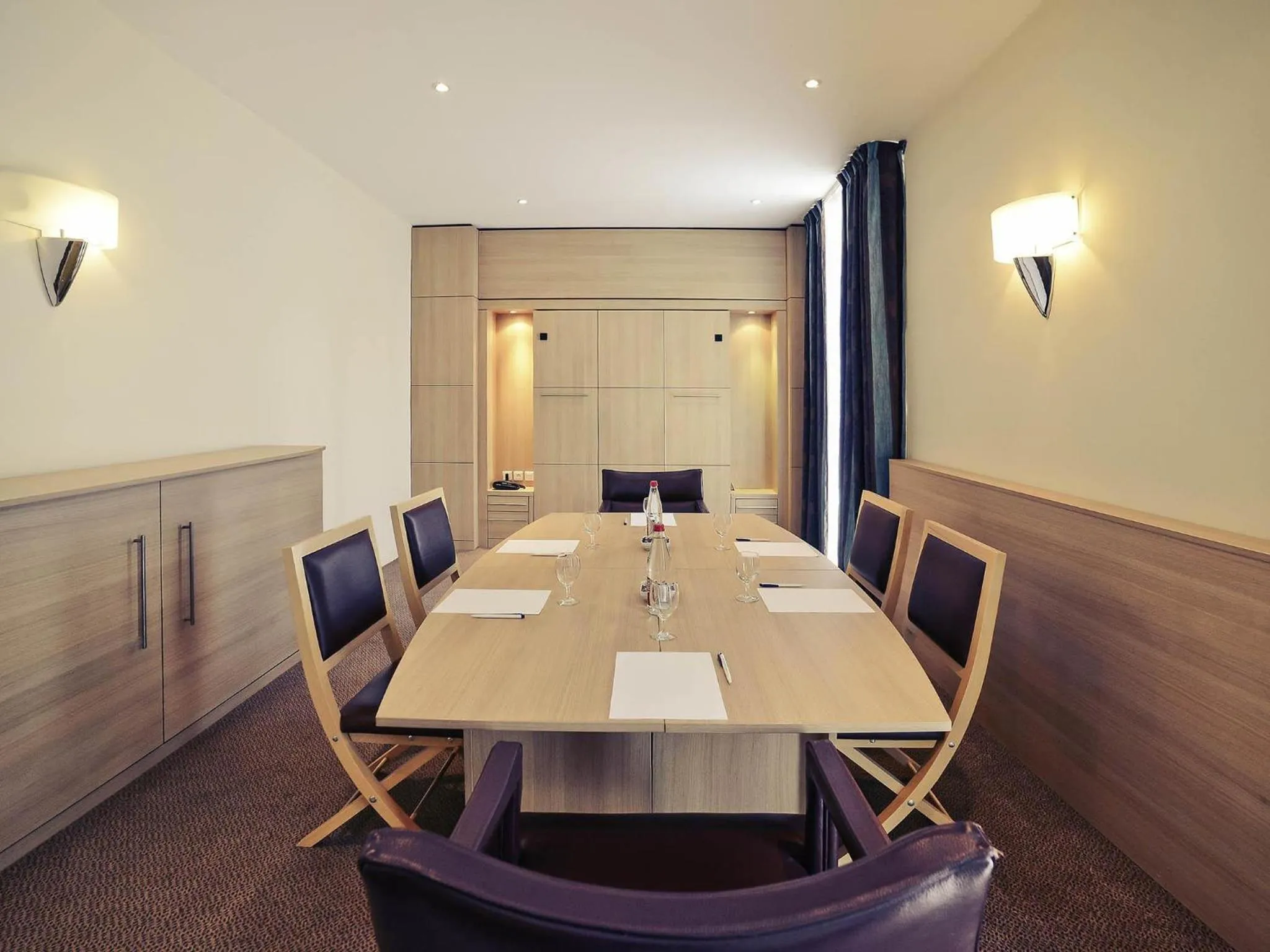 Meeting/conference room in Hôtel Mercure Bayonne Centre Le Grand Hotel