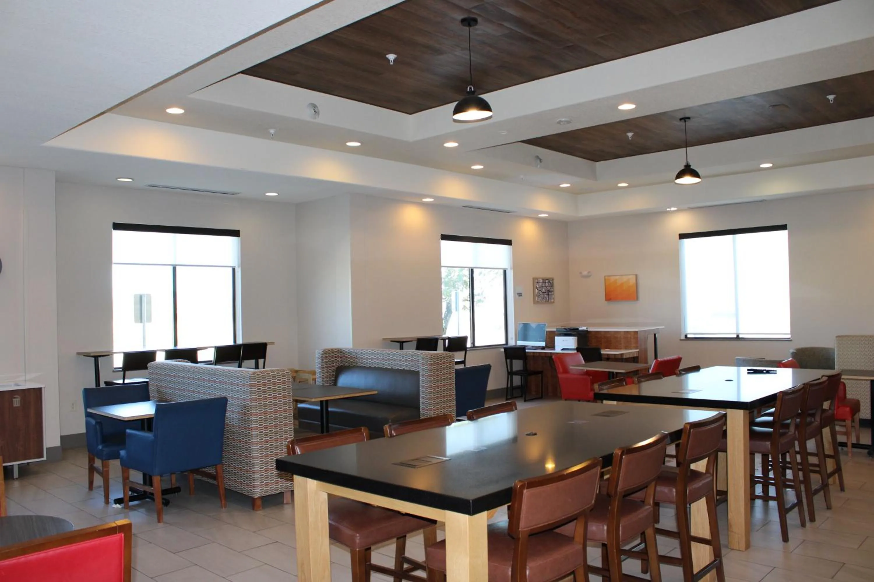 Lobby or reception in Holiday Inn Express & Suites Truth Or Consequences by IHG