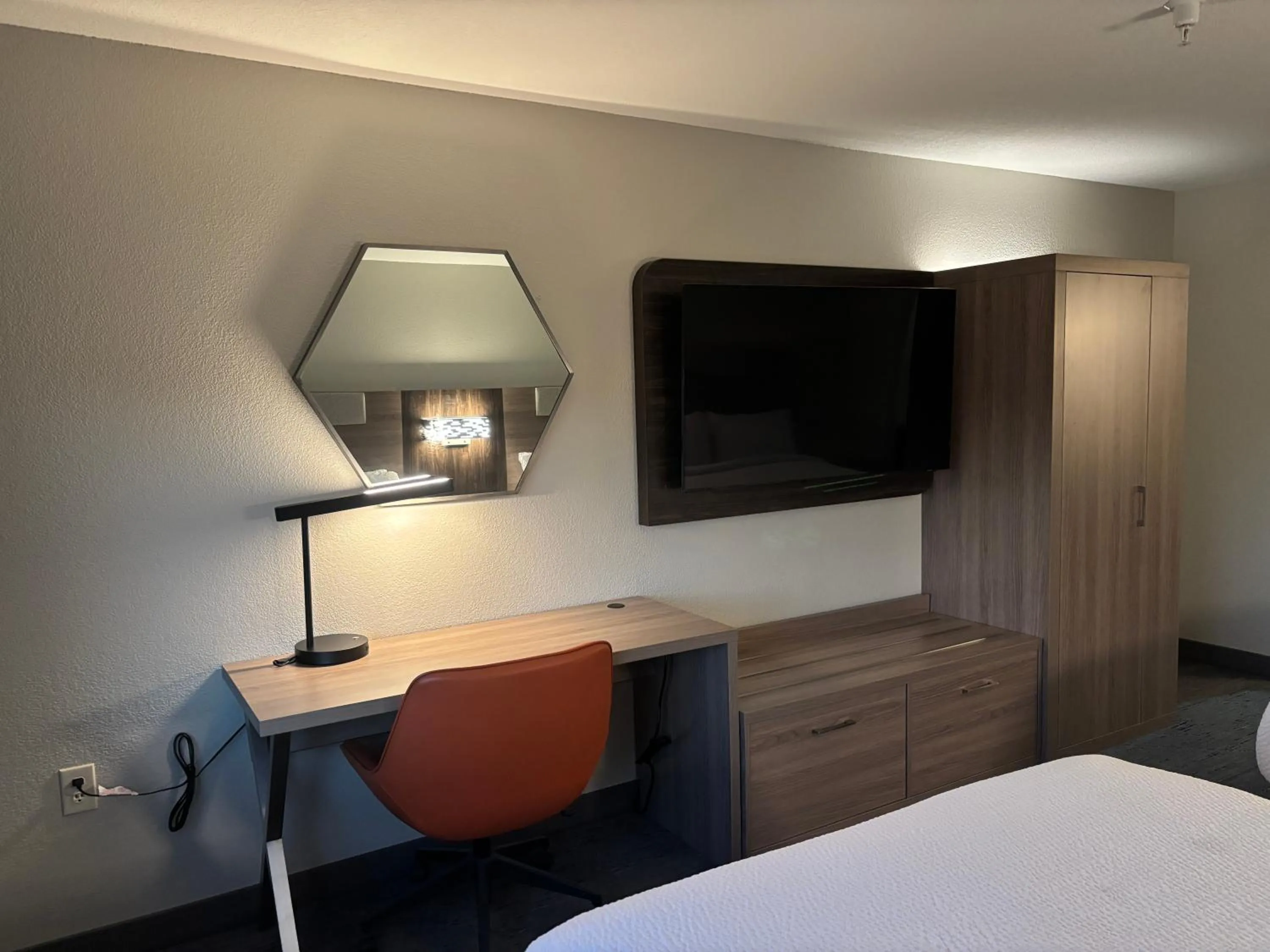 wardrobe, Bed in Holiday Inn Express & Suites Truth Or Consequences by IHG