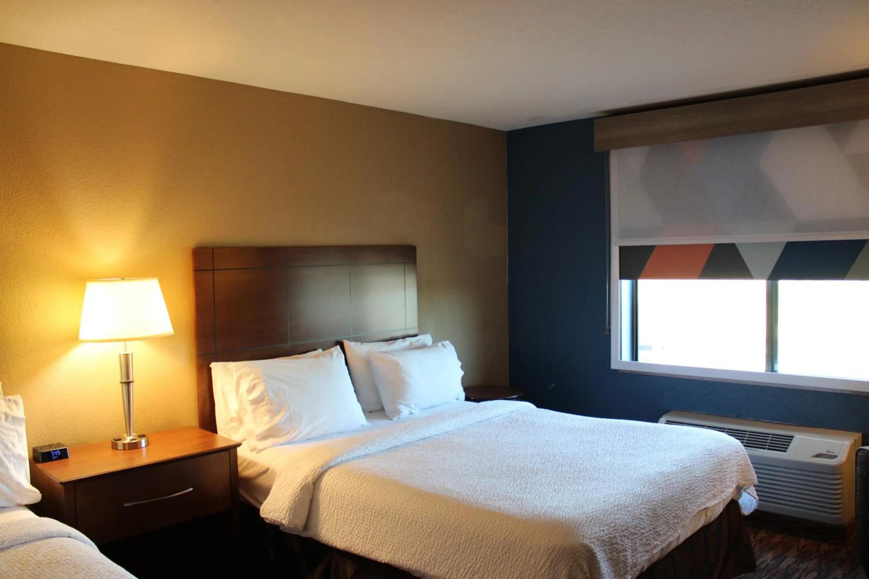 Bedroom, Bed in Holiday Inn Express & Suites Truth Or Consequences by IHG