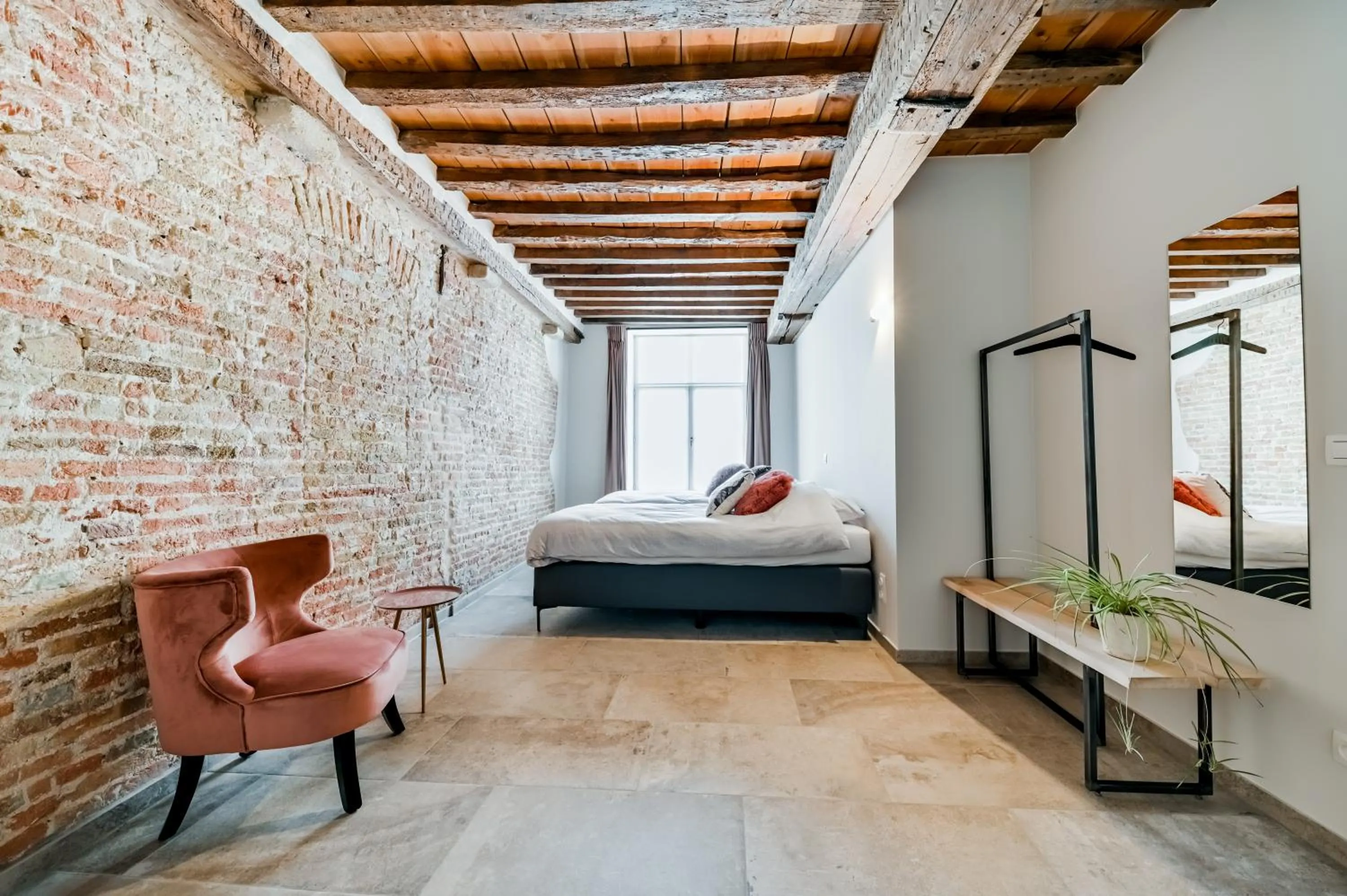 Photo of the whole room, Bed in La Clé Brugge