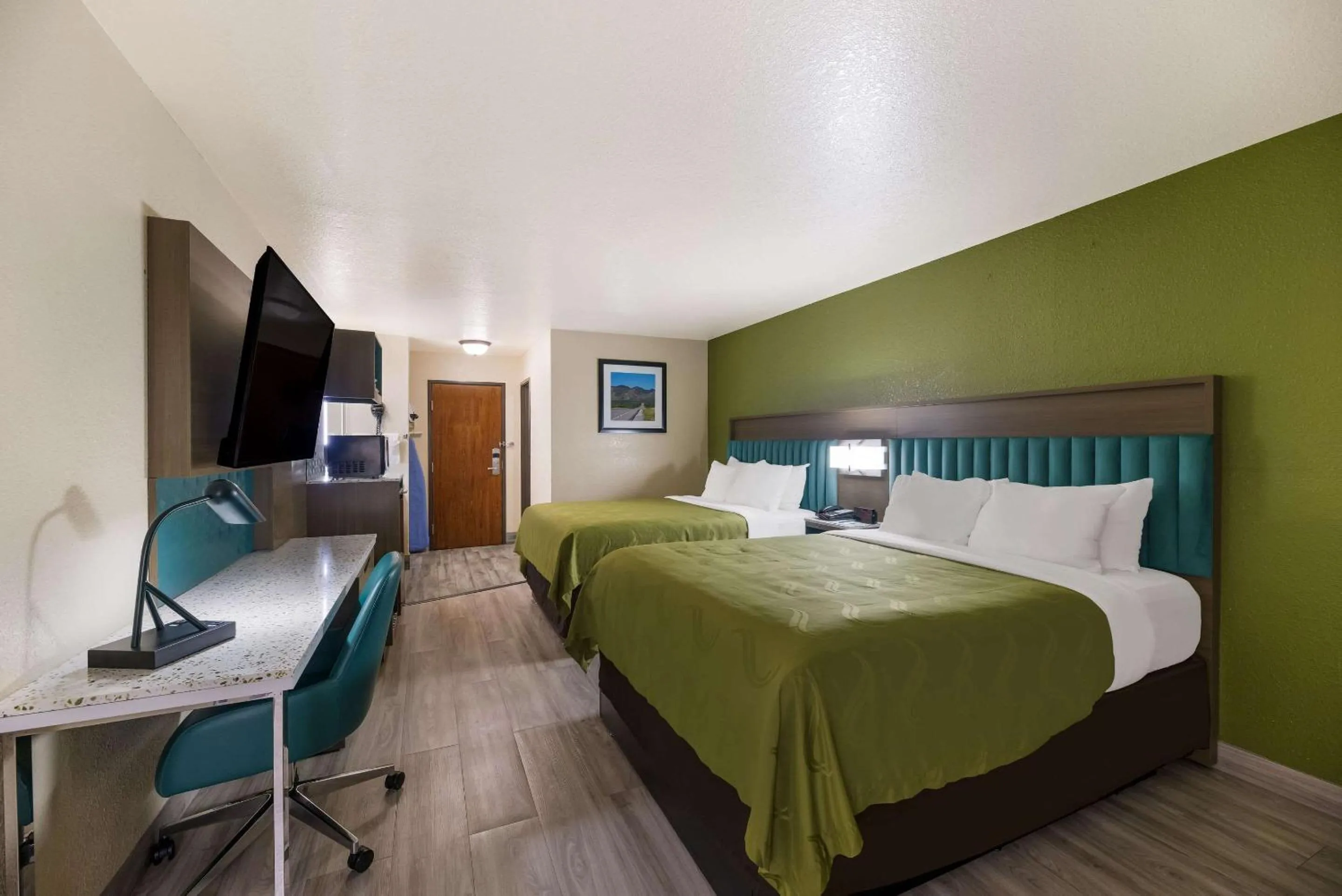 Bedroom, Bed in Quality Inn Alpine