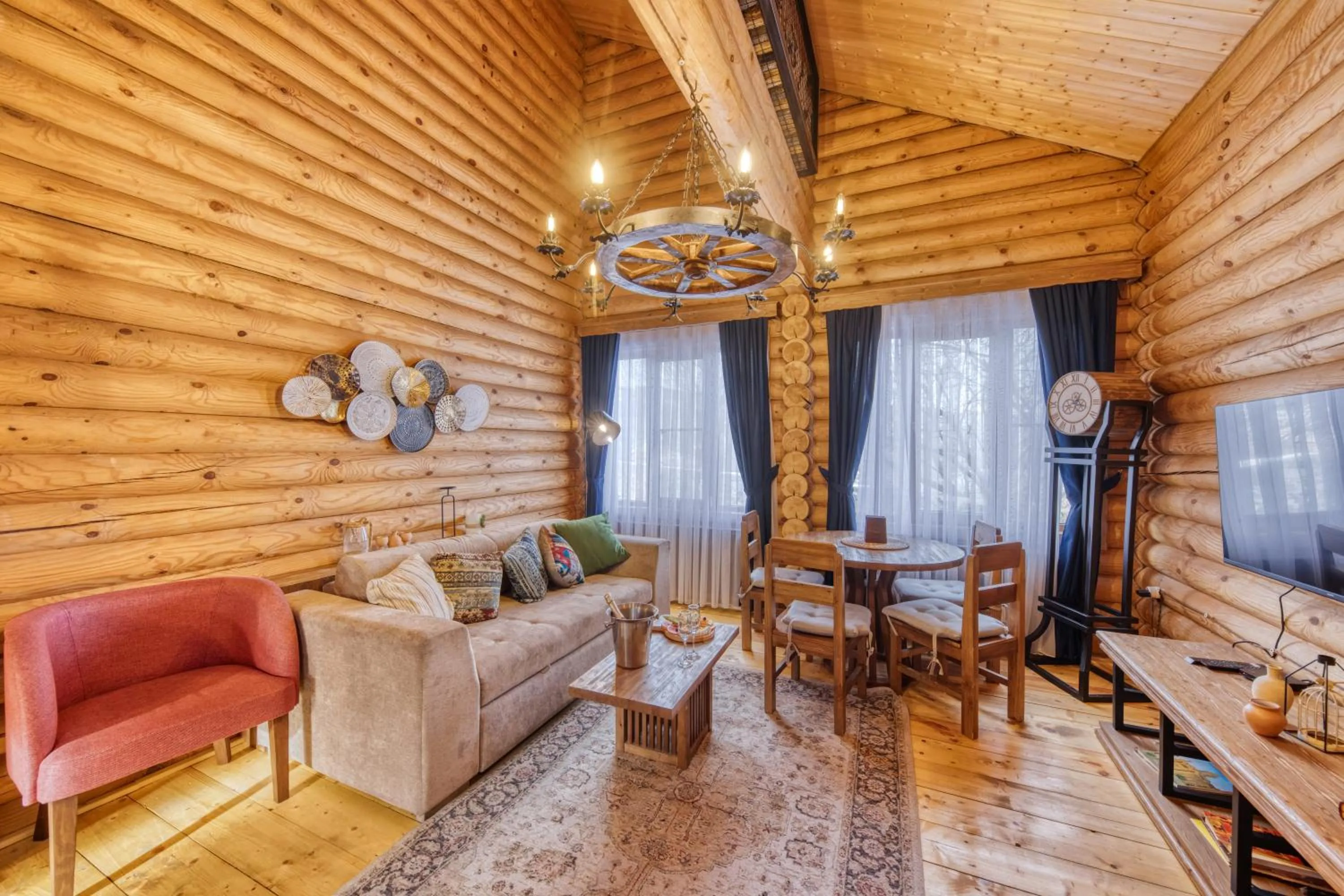 TV and multimedia in Kecharis Hotel & Resort