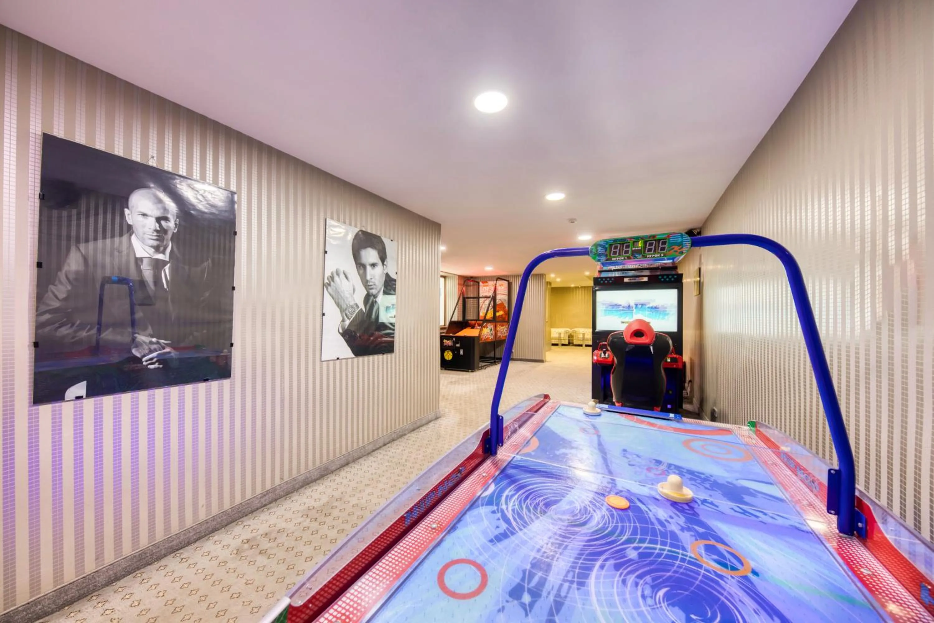 Game Room, Bed in Kecharis Hotel & Resort