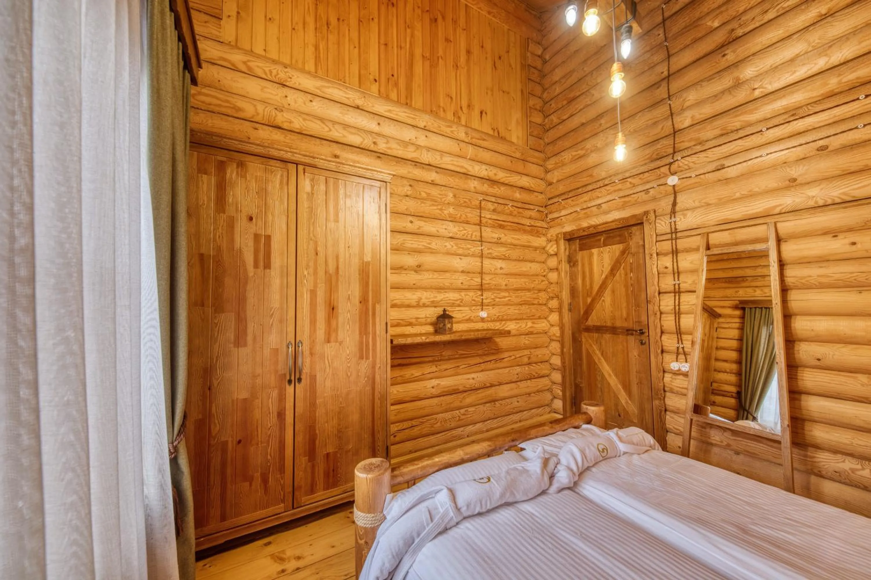 Bed in Kecharis Hotel & Resort