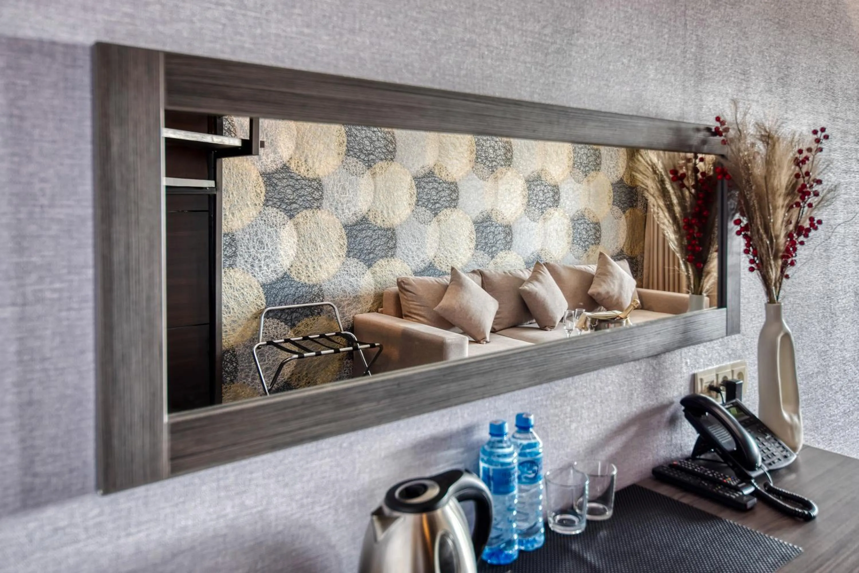 Coffee/tea facilities in Kecharis Hotel & Resort