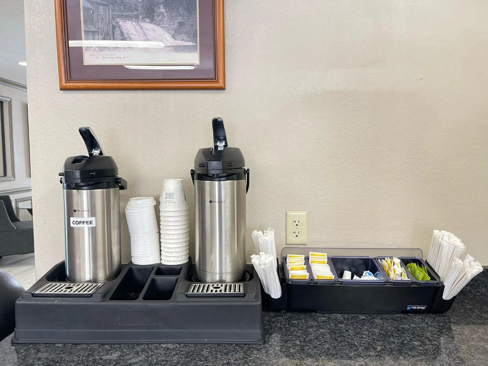 Breakfast in Super 8 by Wyndham Ithaca