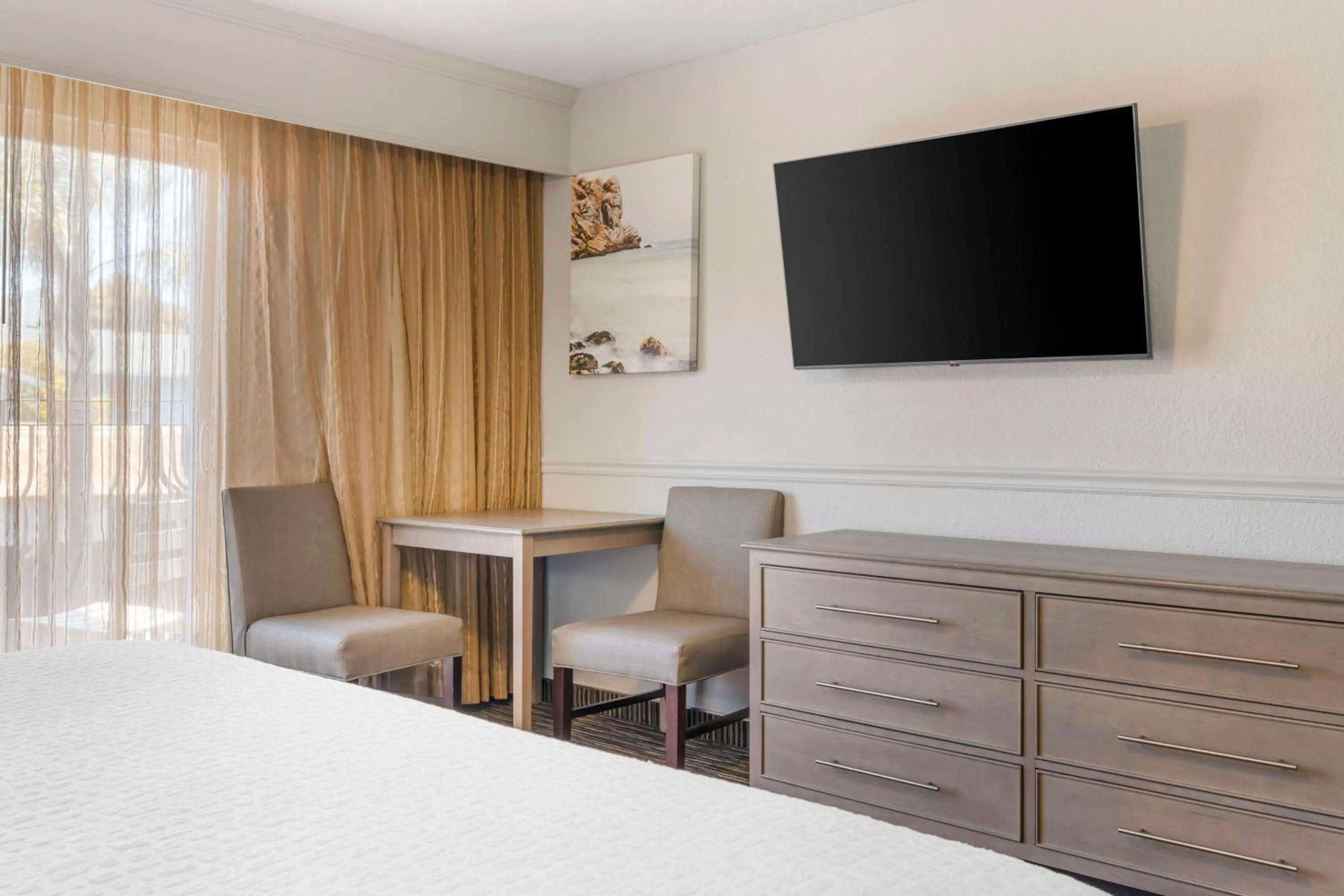 Other, Bed in Best Western San Marcos Inn