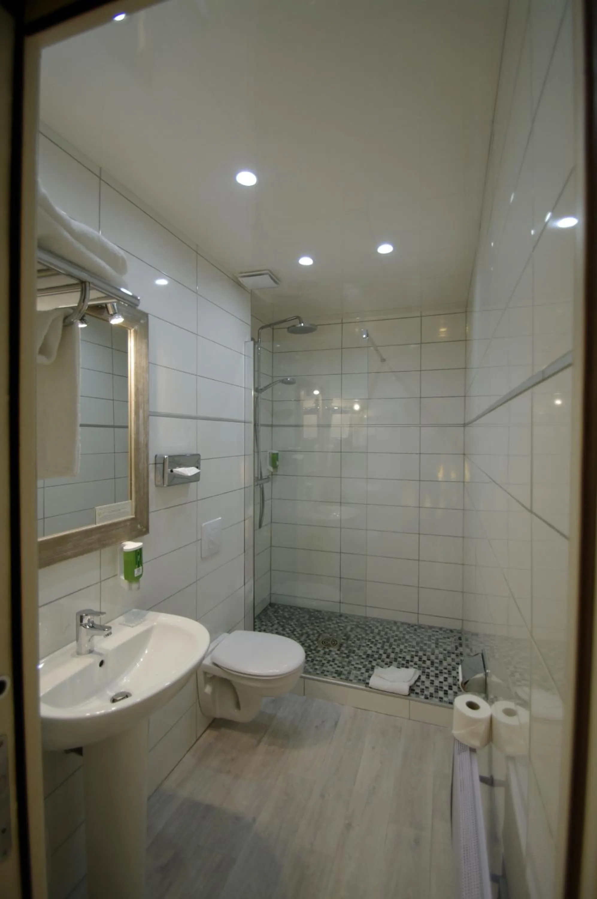 Bathroom in Grand Hotel de L'Univers