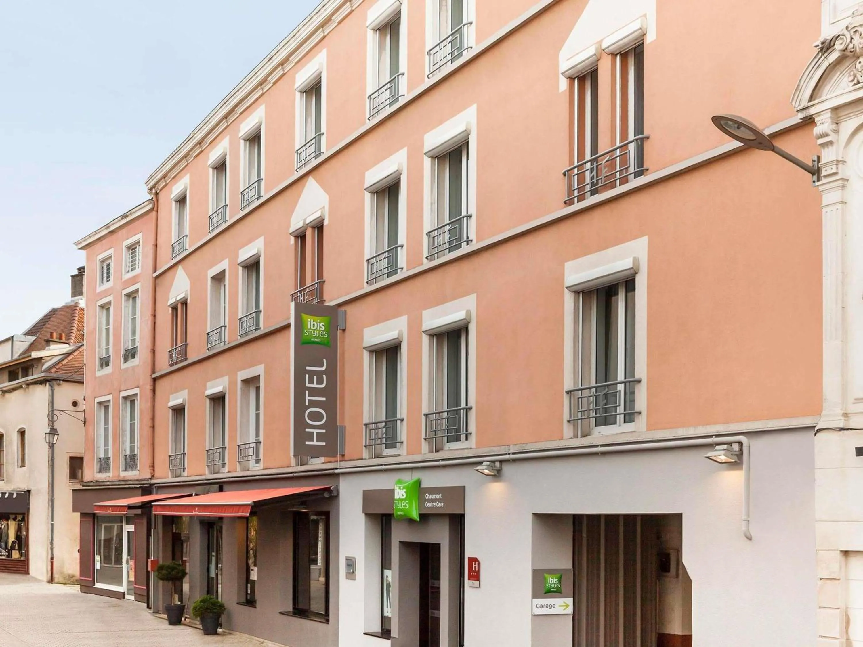 Property building in ibis Styles Chaumont Centre Gare
