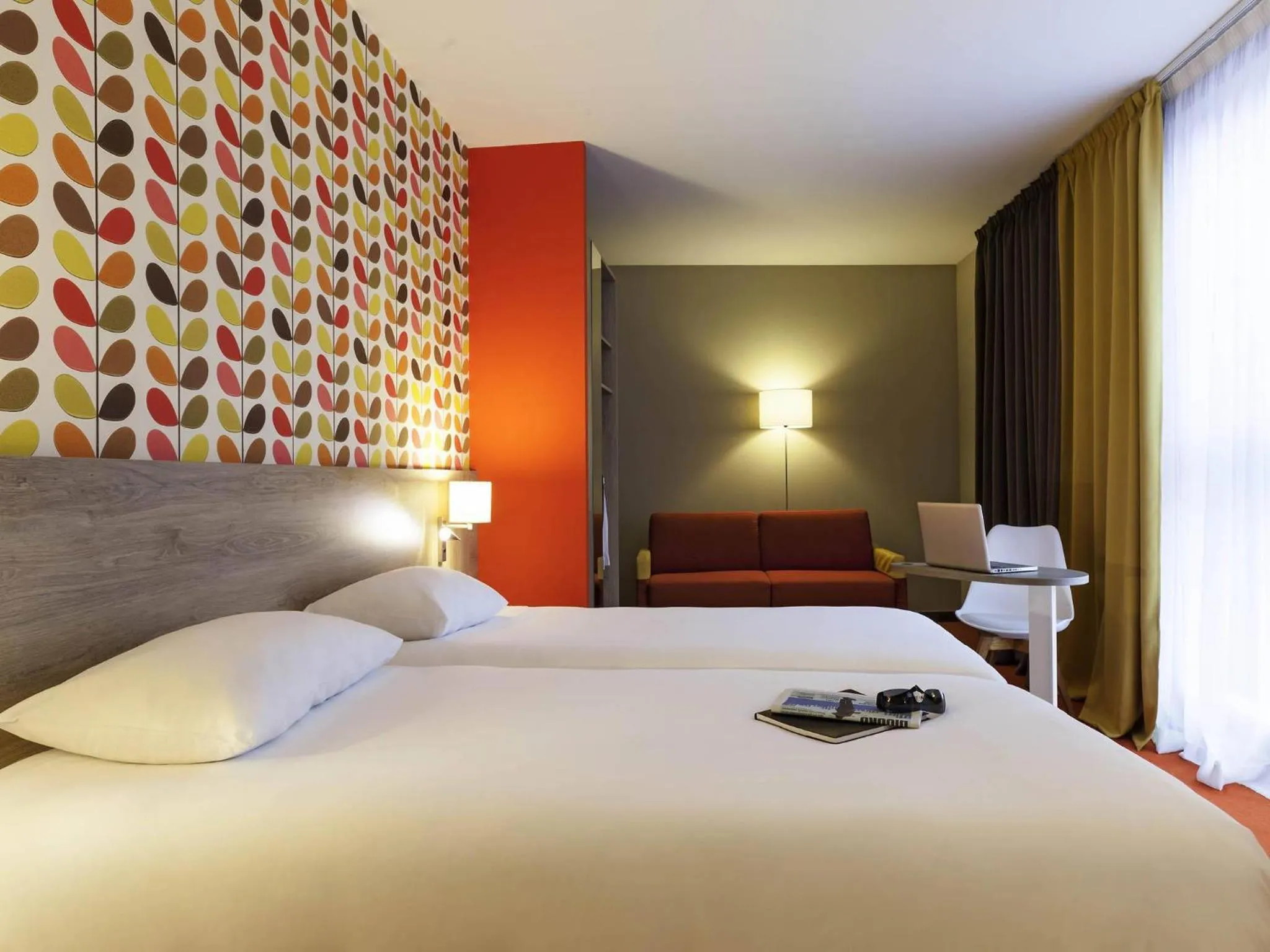 Bedroom, Bed in ibis Styles Chaumont Centre Gare