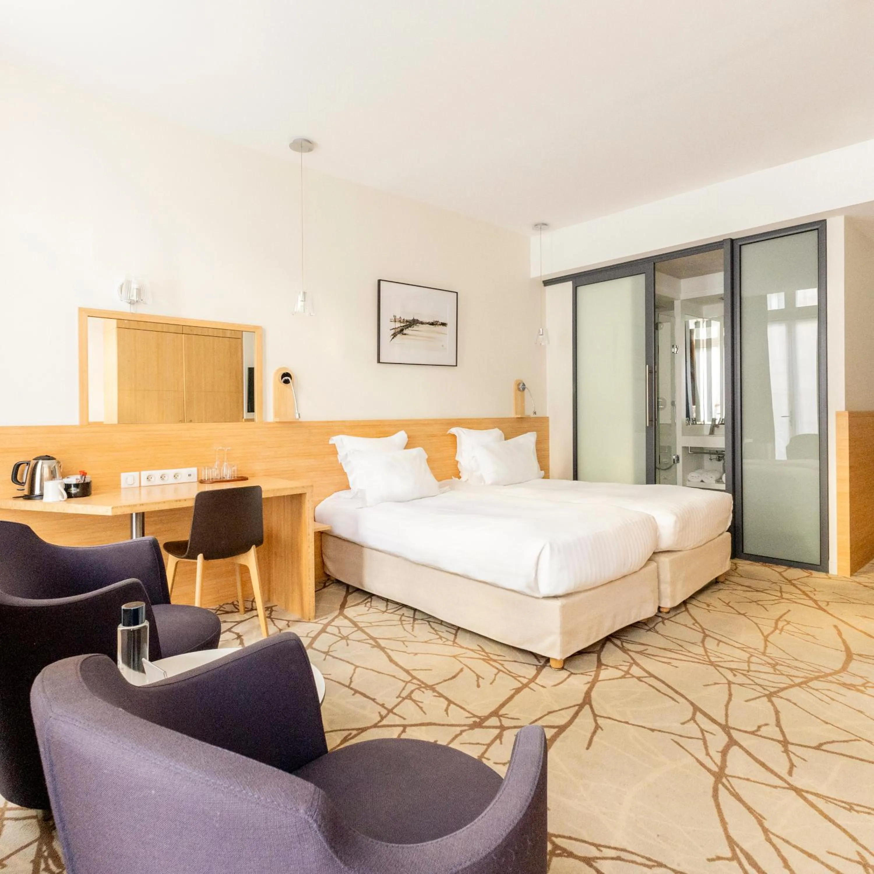 Bed in Grand Hotel Francais