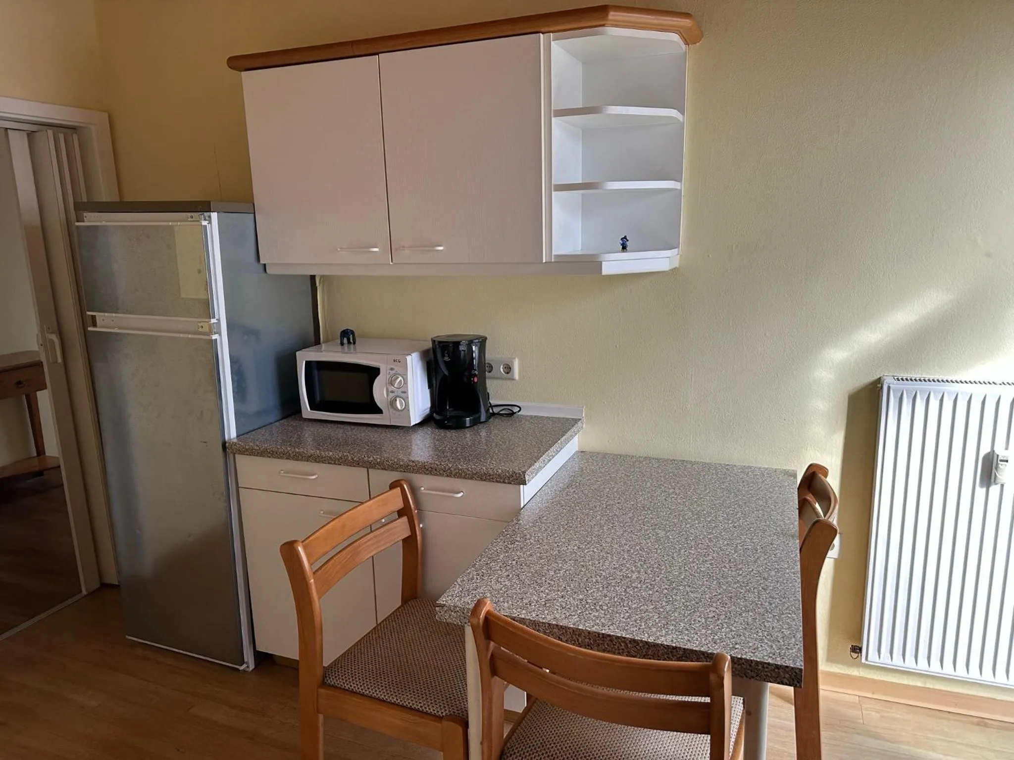 Coffee/tea facilities in Hotel zum Grafen Hallermunt