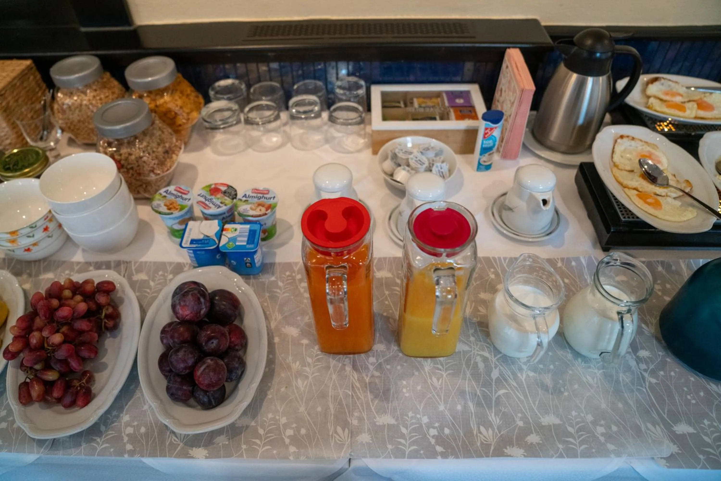 Food and drinks in Hotel zum Grafen Hallermunt