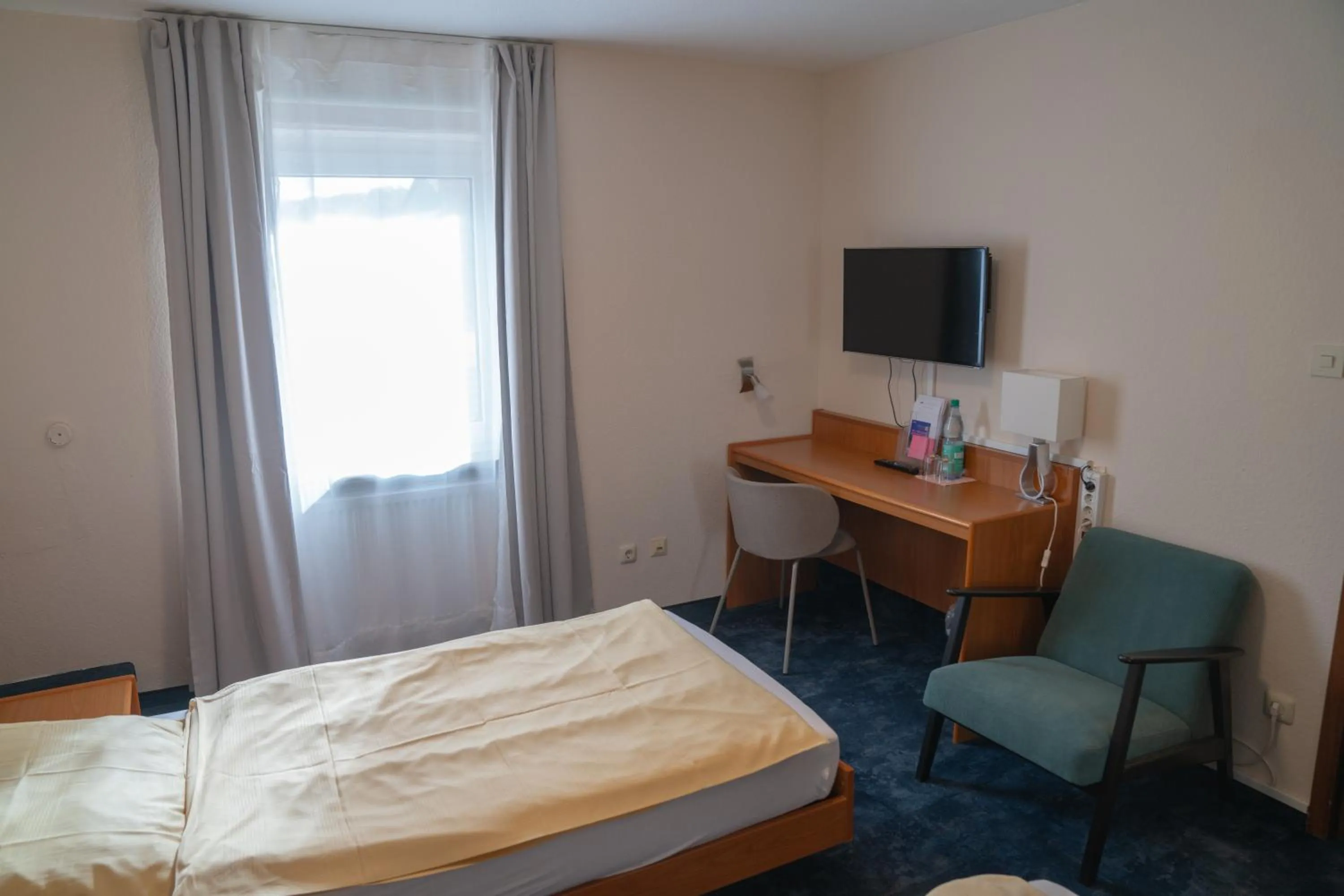 Bed in Hotel zum Grafen Hallermunt