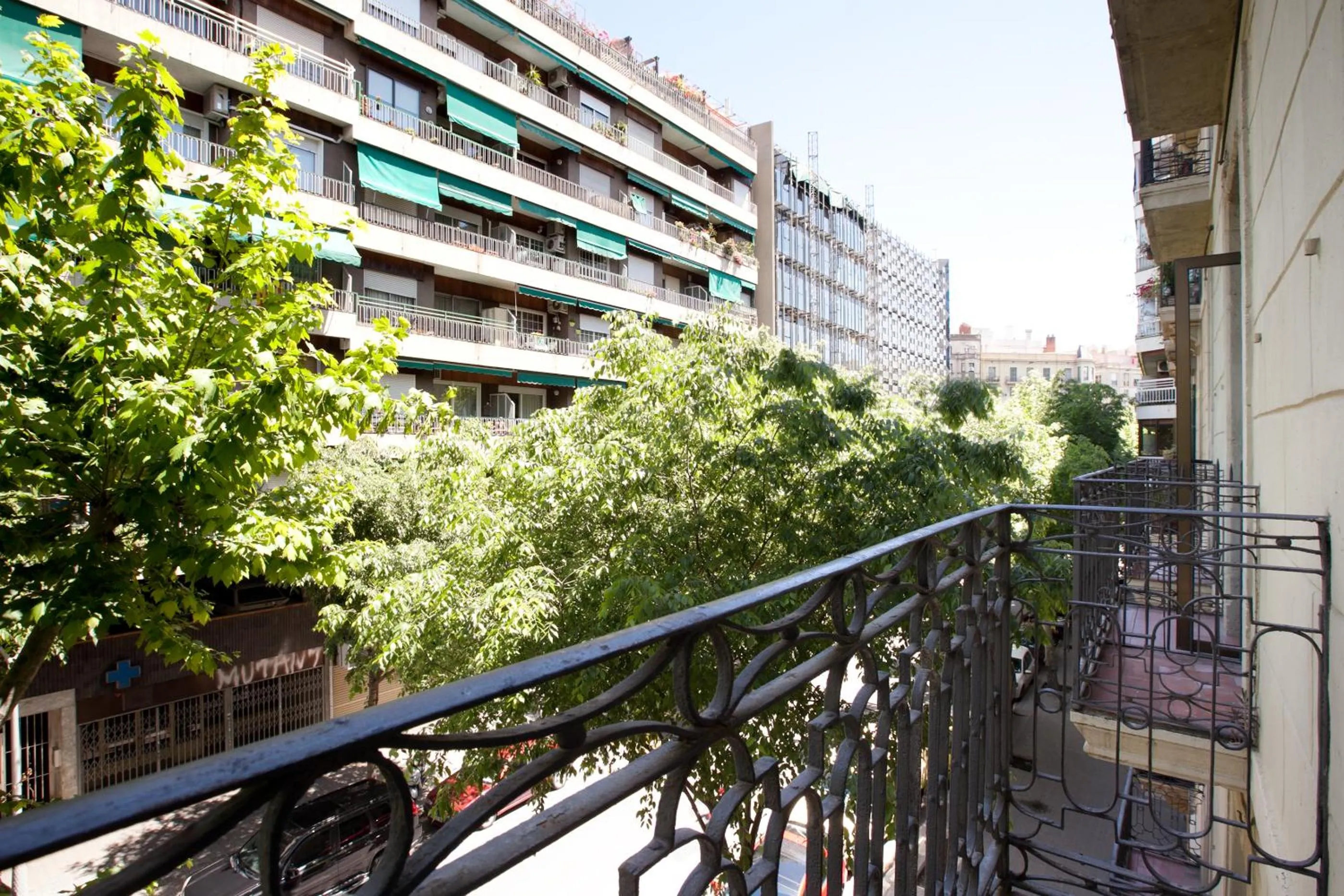 Property building in Hostal Centric