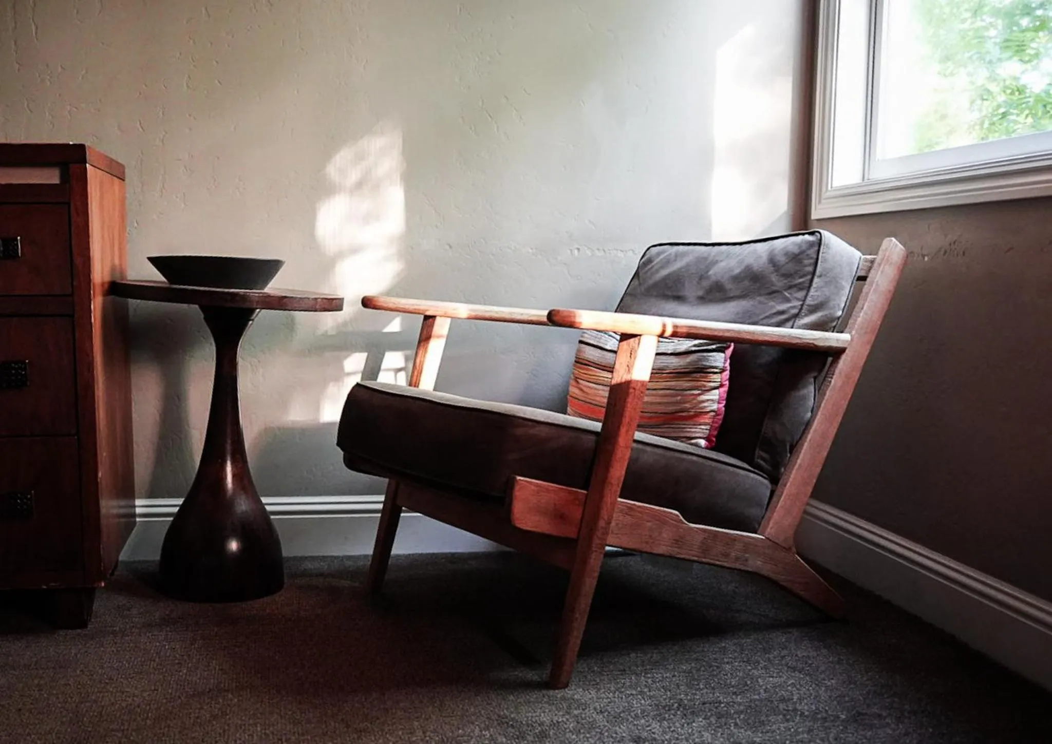 Seating area in Wydown Hotel