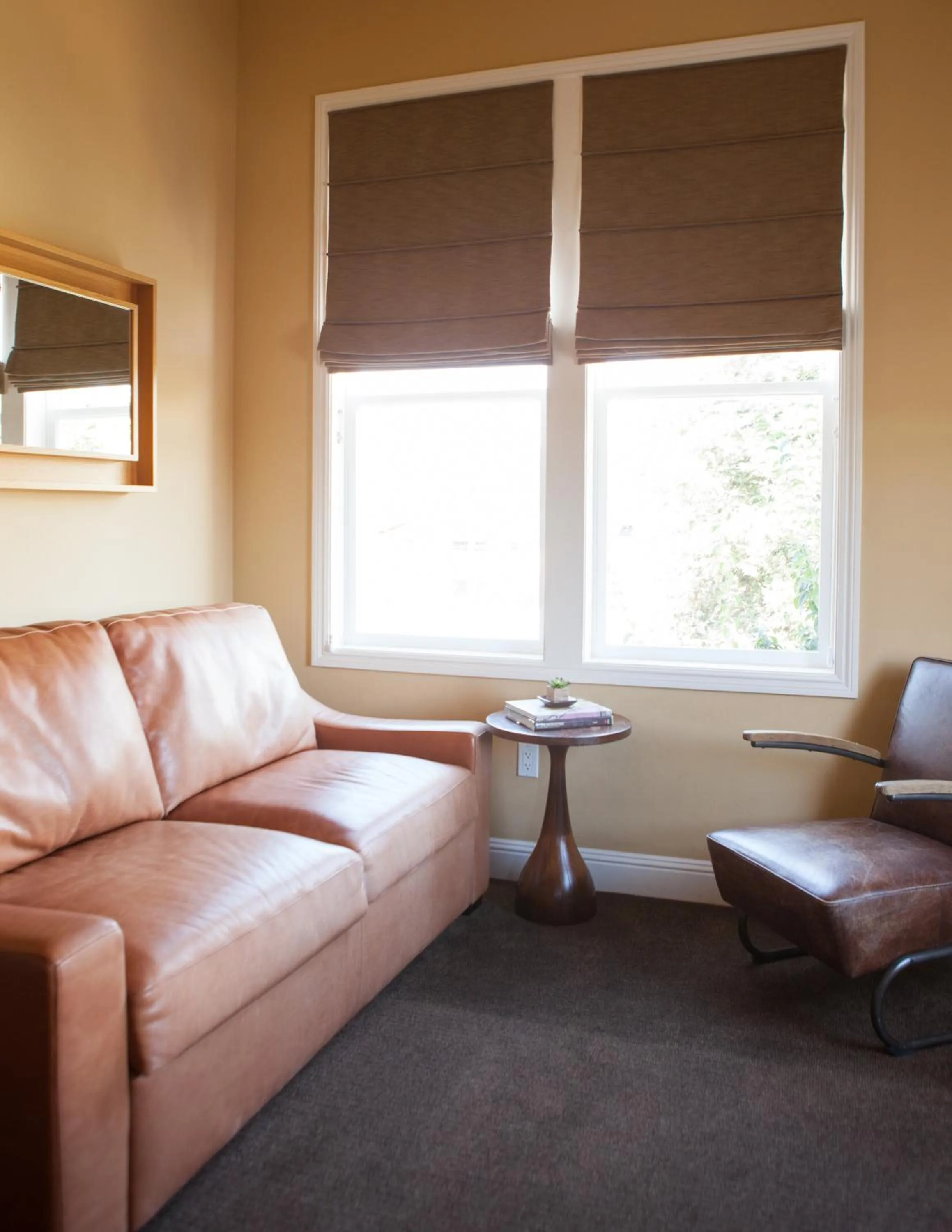 Seating area in Wydown Hotel