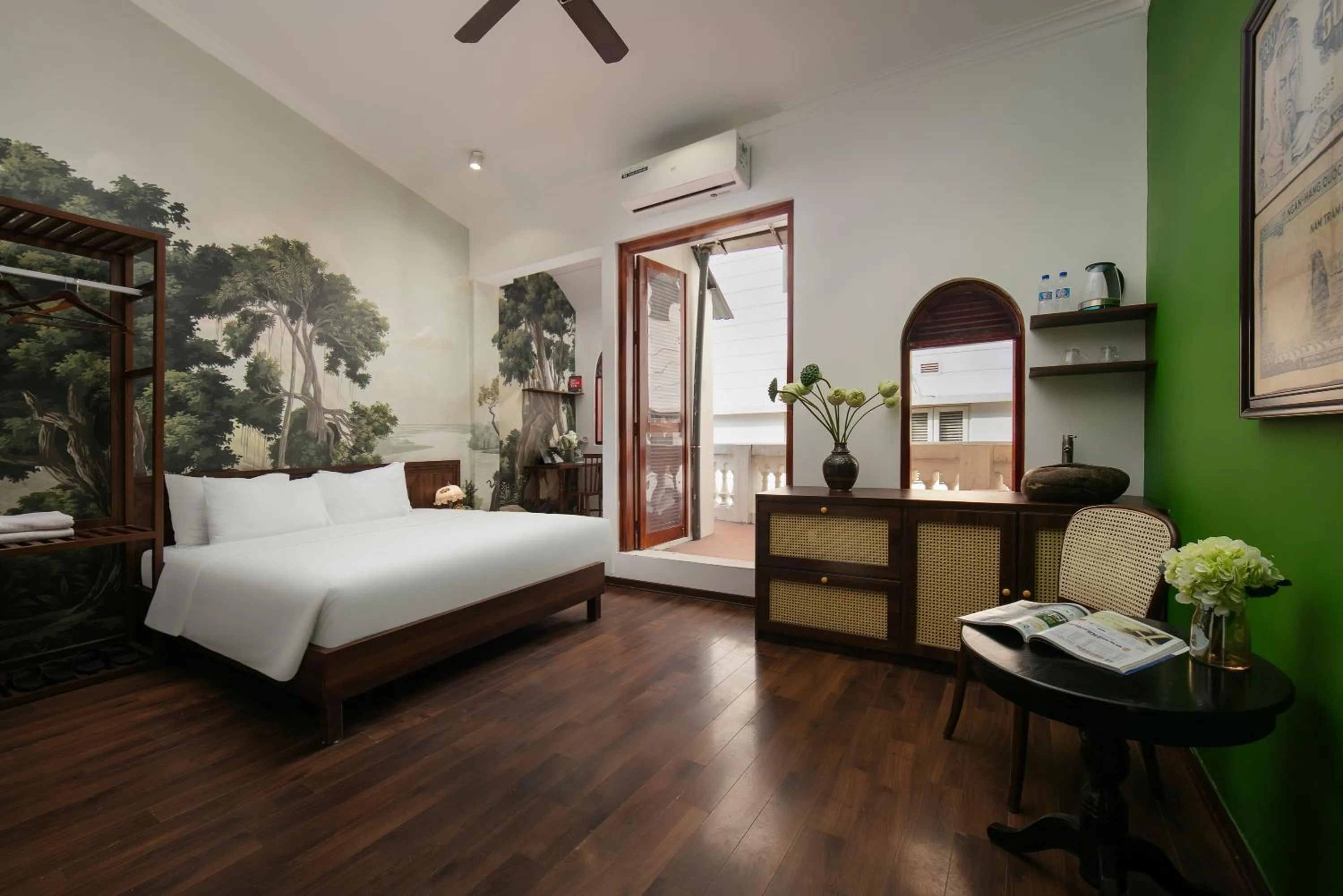 Bedroom, Bed in Hanoi Backpackers Hostel & Rooftop bar