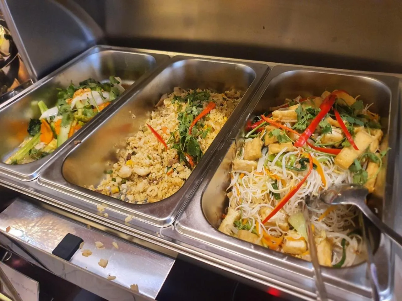 Food in Na Nue Hotel