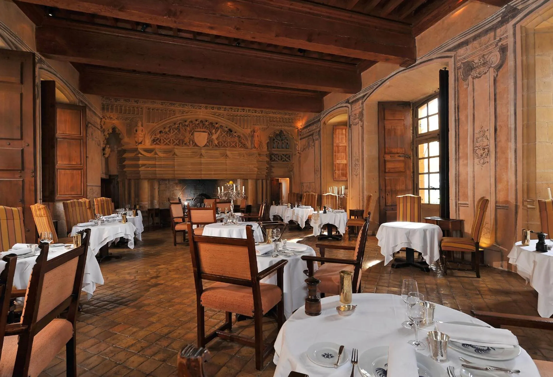 Restaurant/places to eat in Château de Bagnols