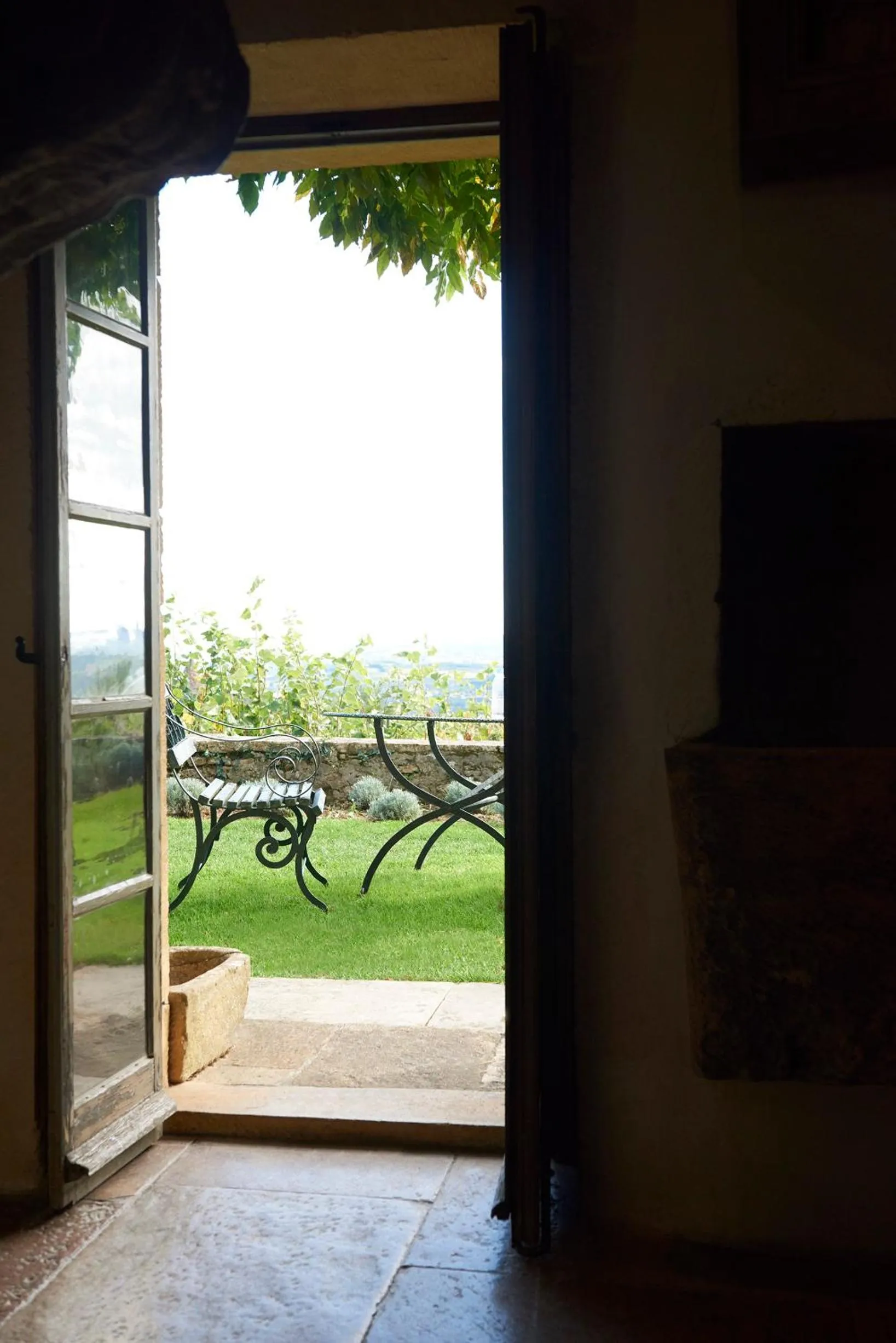 Garden view in Château de Bagnols