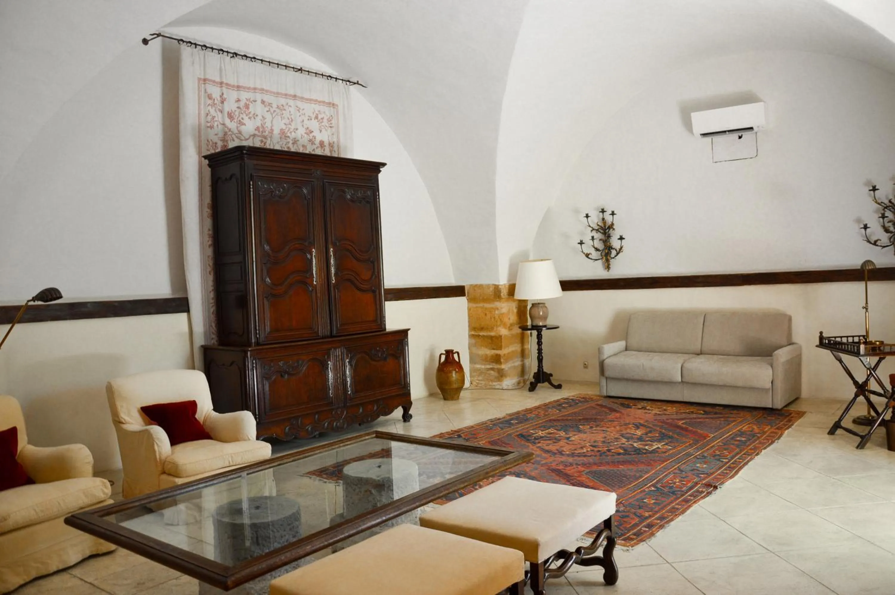 Seating area in Château de Bagnols