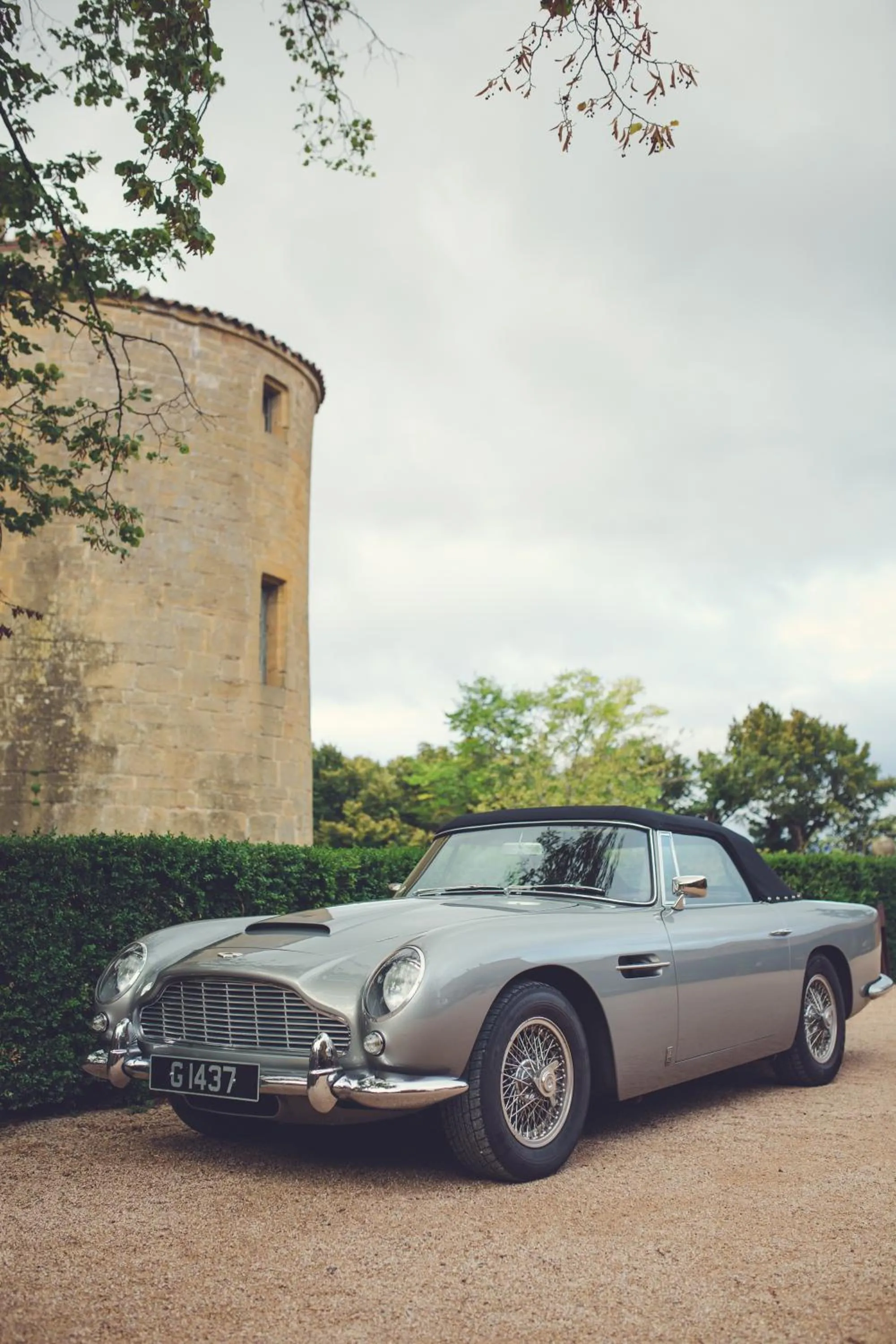 Facade/entrance in Château de Bagnols