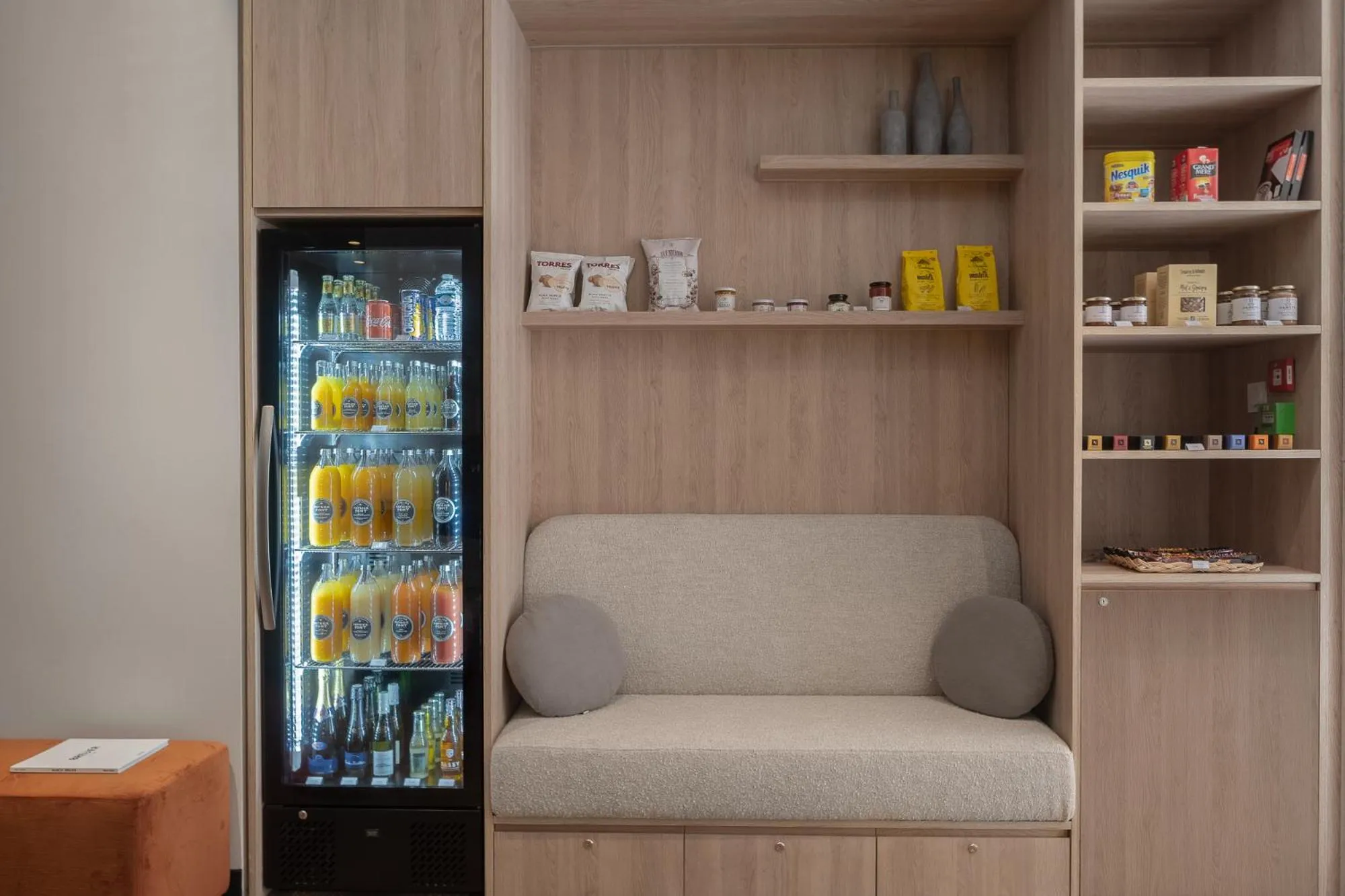 On-site shops in Villa Daubenton