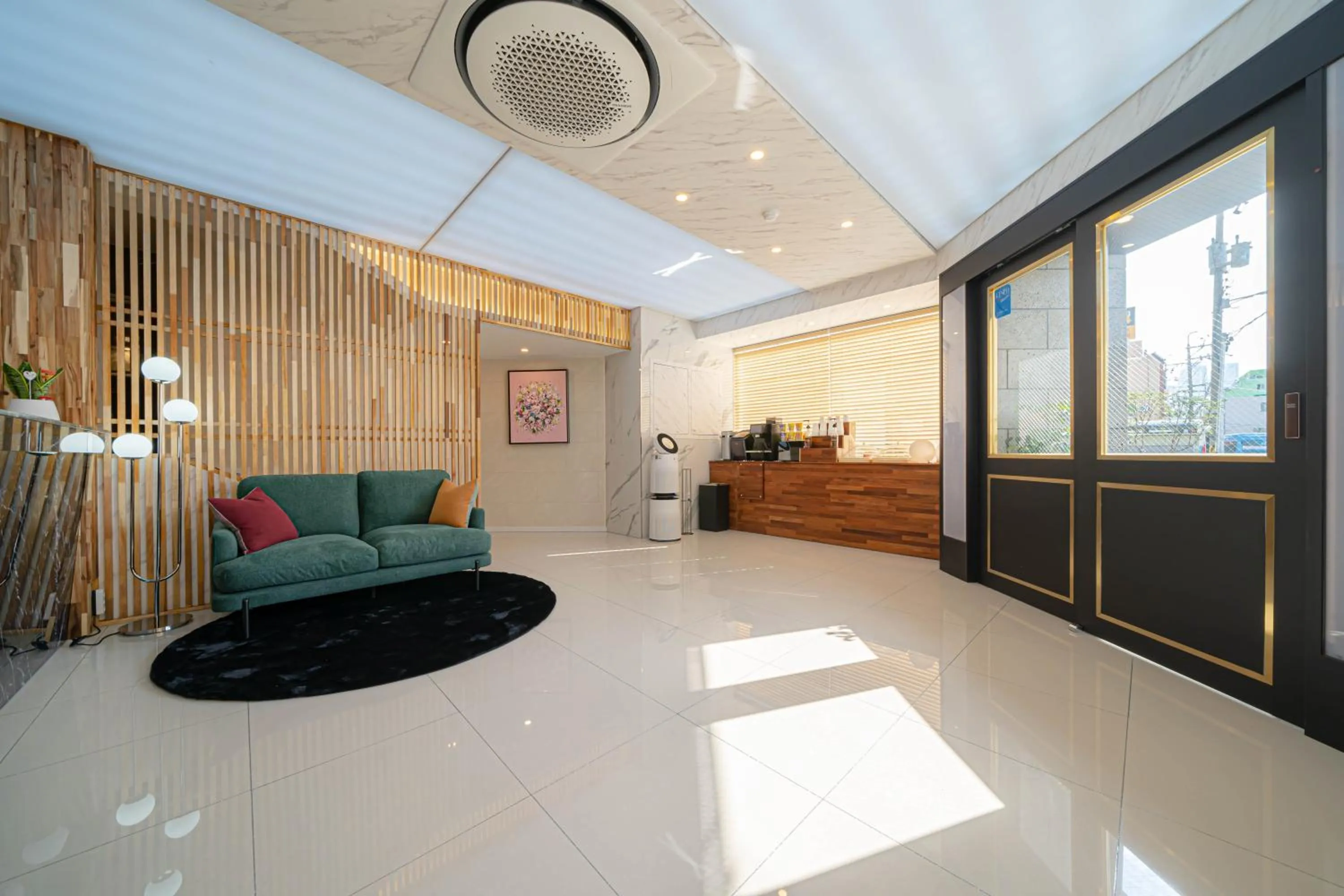 Lobby or reception in Gwangan Stay Hotel