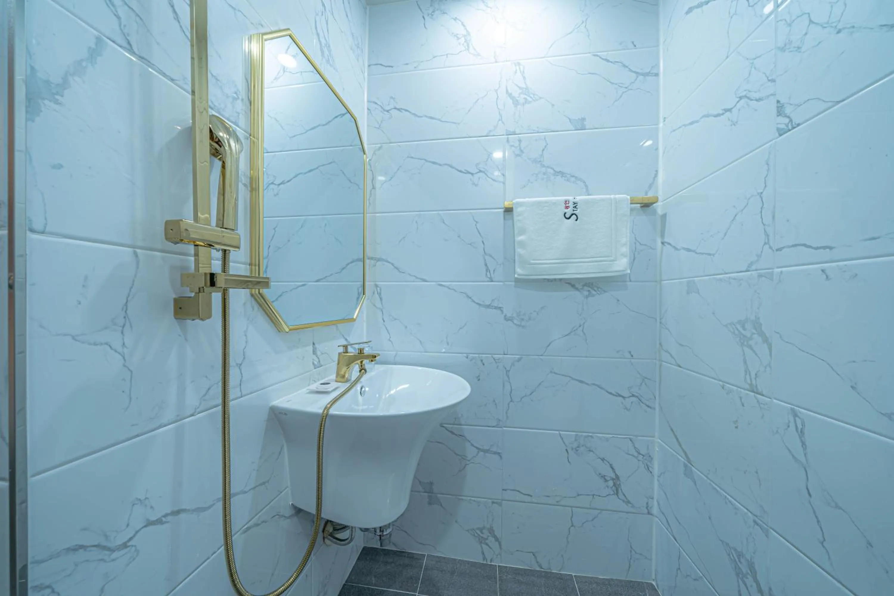 Bathroom in Gwangan Stay Hotel