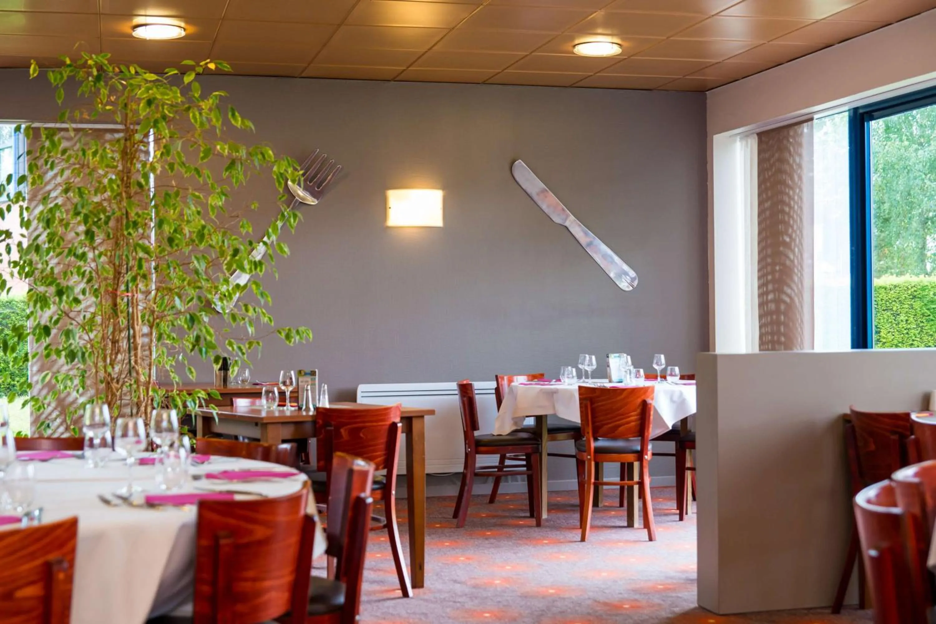 Restaurant/places to eat in Brit Hotel Rennes St Grégoire – Le Villeneuve