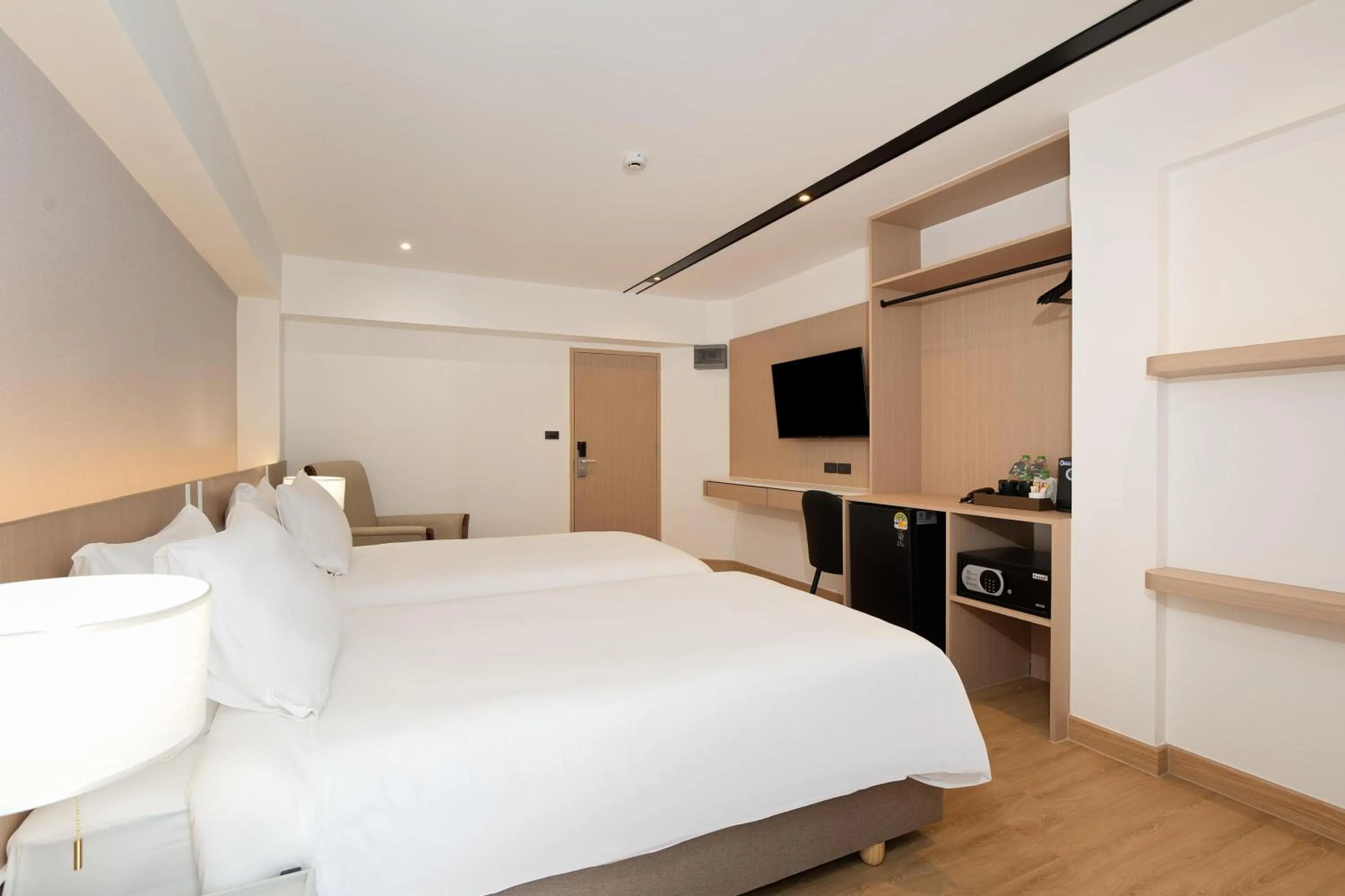 Bed in P-Park Hotel Bangkok