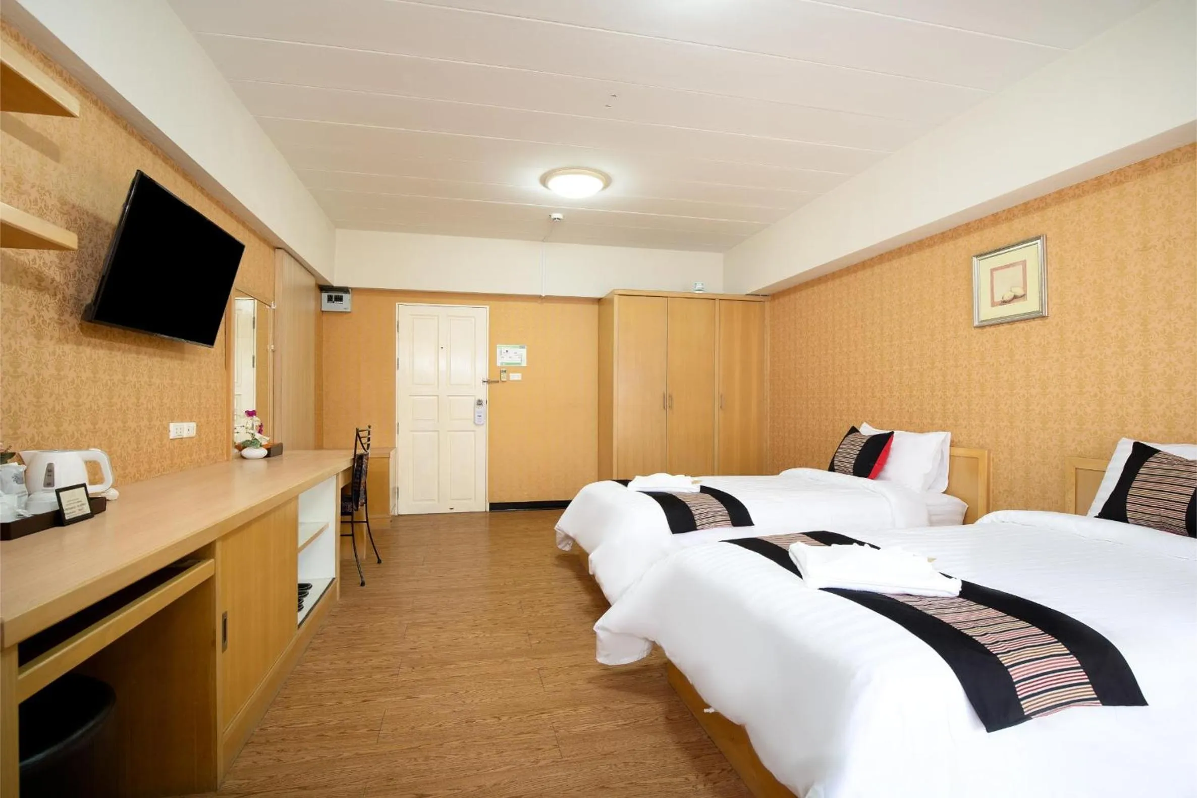 Bed in P-Park Hotel Bangkok