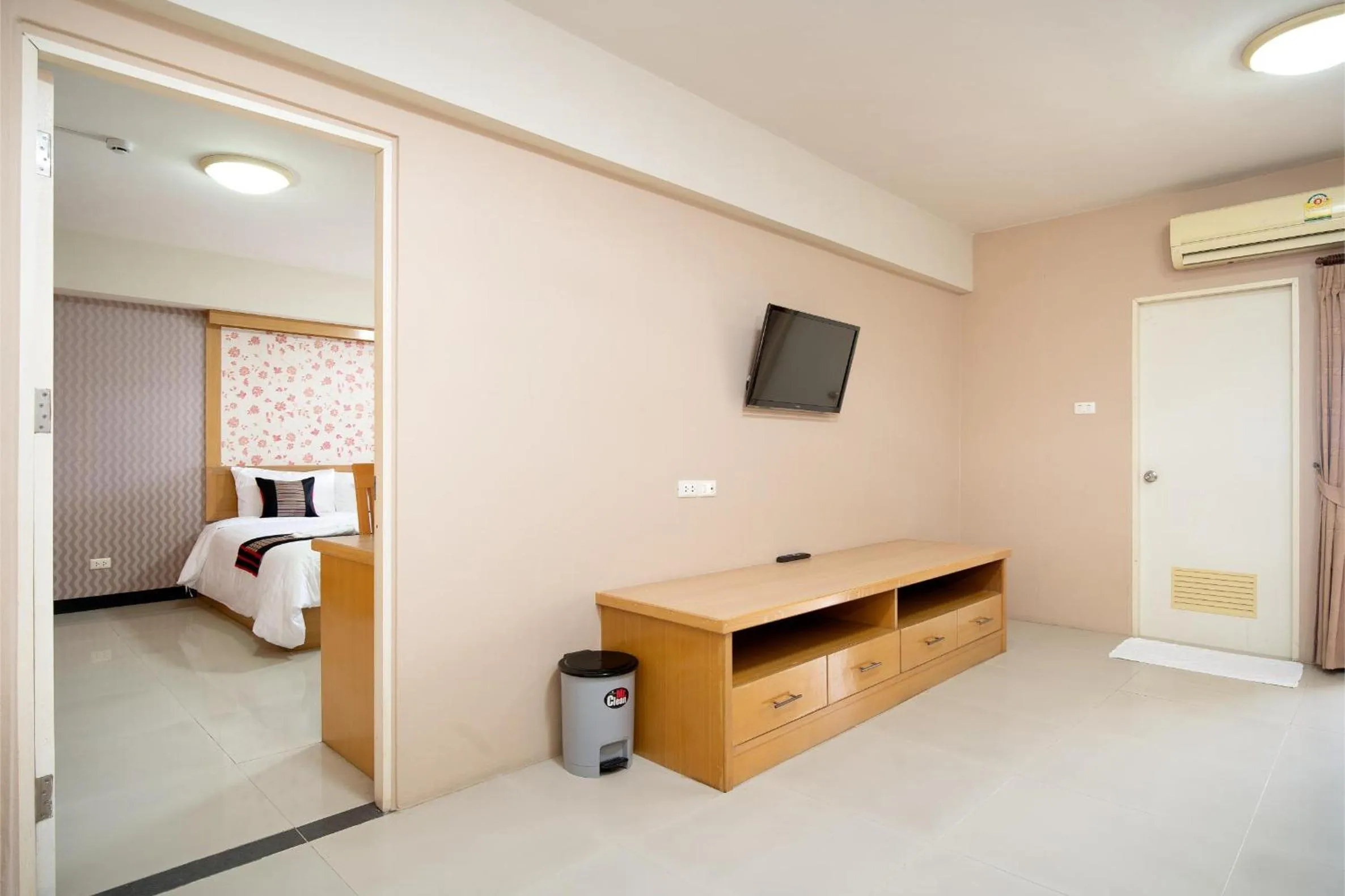 Bedroom, Bed in P-Park Hotel Bangkok