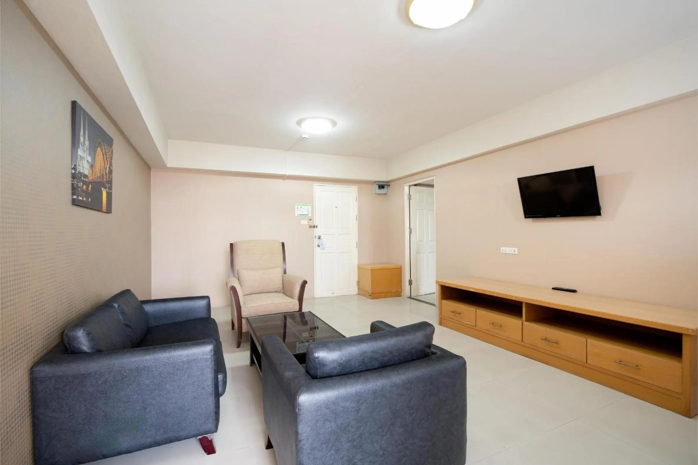 Living room in P-Park Hotel Bangkok