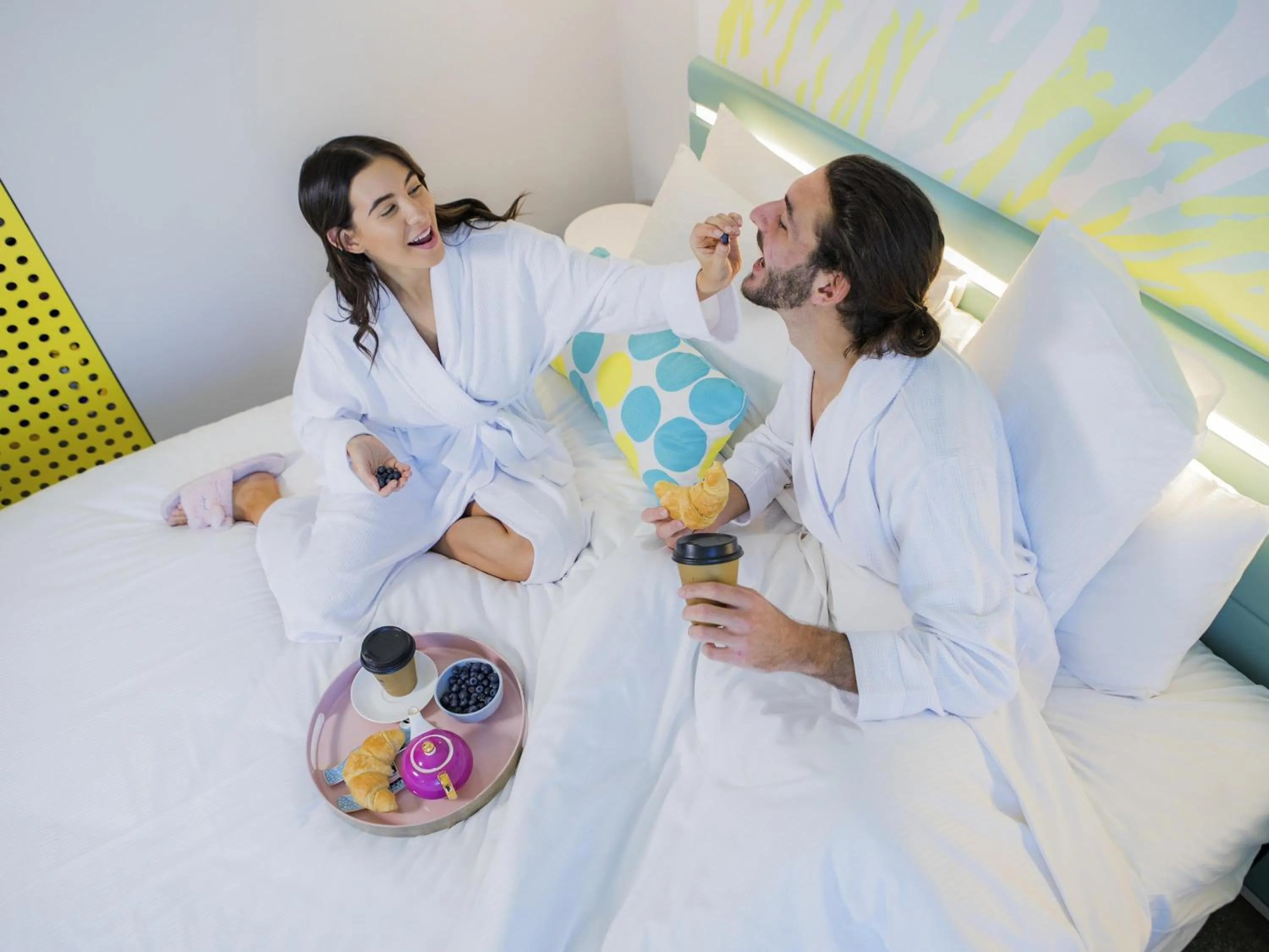 Bedroom, Bed in ibis Styles East Perth