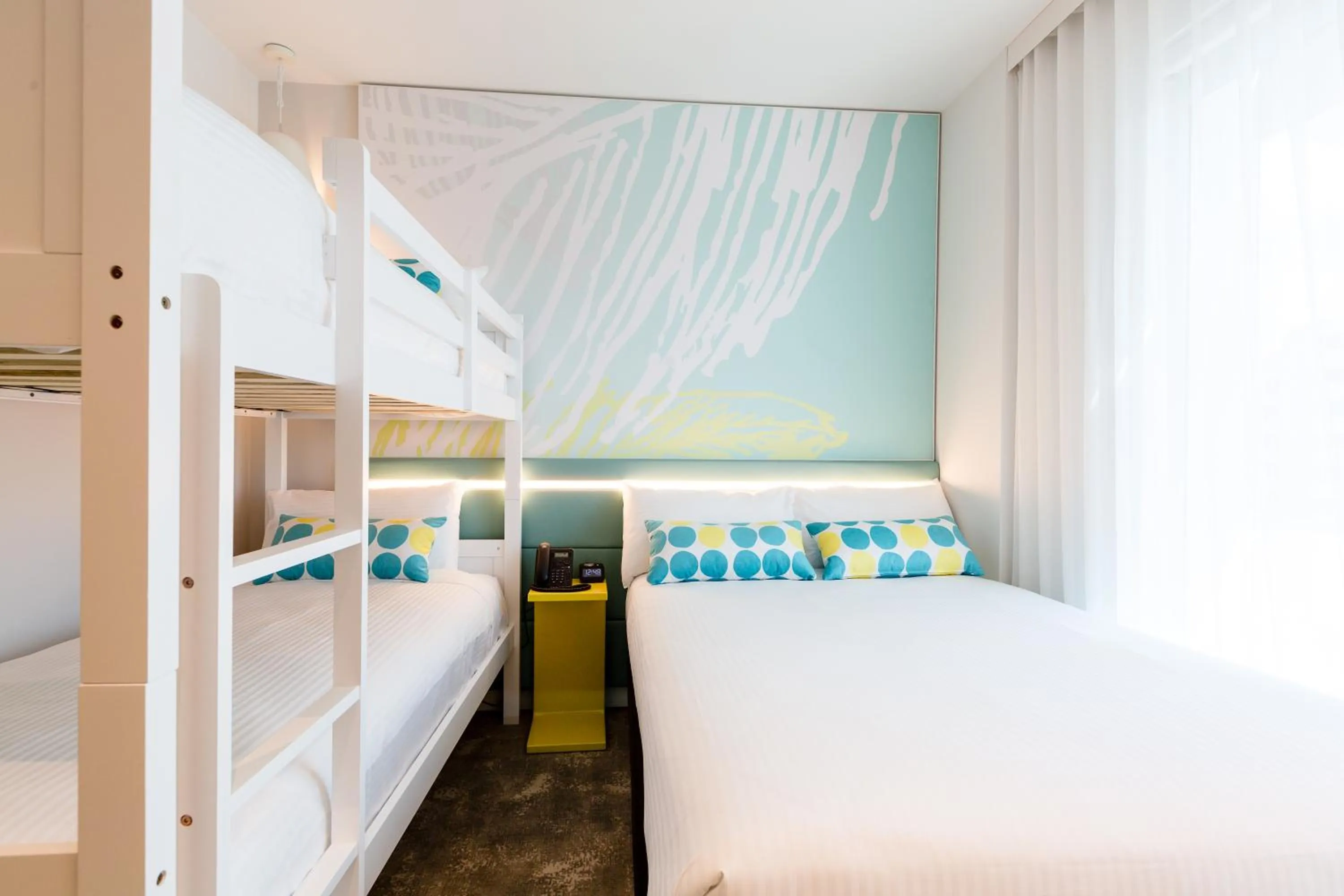 View (from property/room), Bed in ibis Styles East Perth